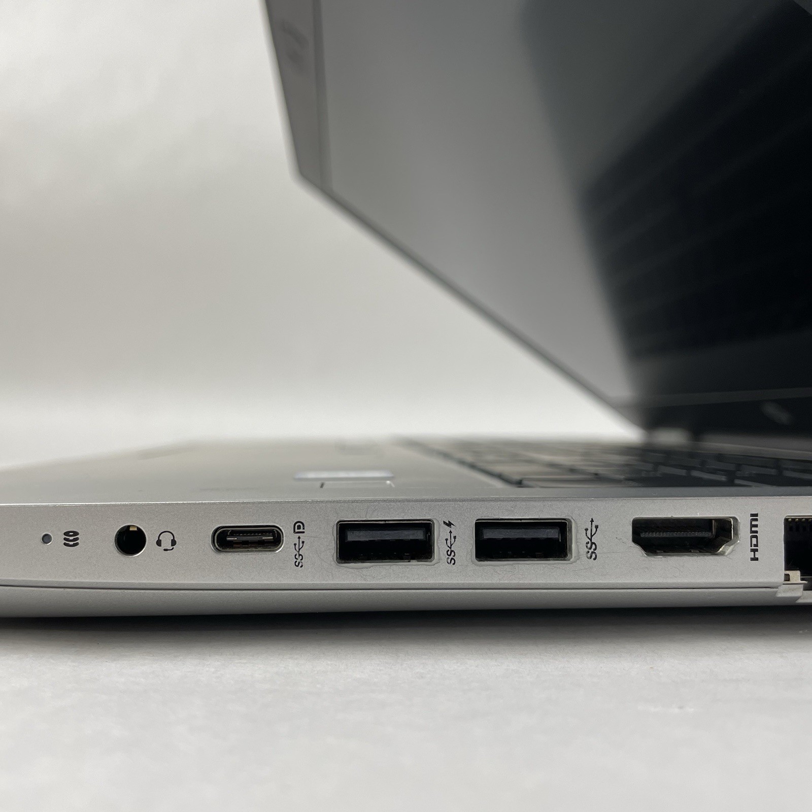 HP ProBook 650 G5 15.6″ i5-8265U 1.60 GHz 8 GB RAM No SSD/OS/AC – No Sound