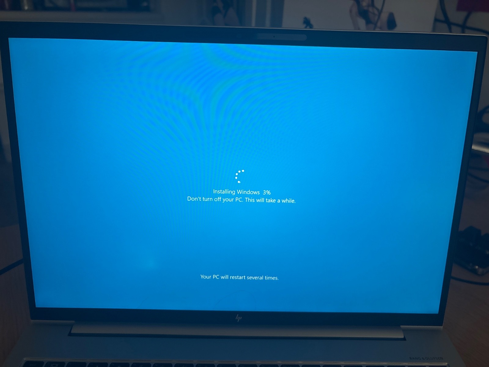 Hp elitebook 860 g9 Intel i7-1265U 10 cores 16gb ddr5 ram 239gb ssd drive