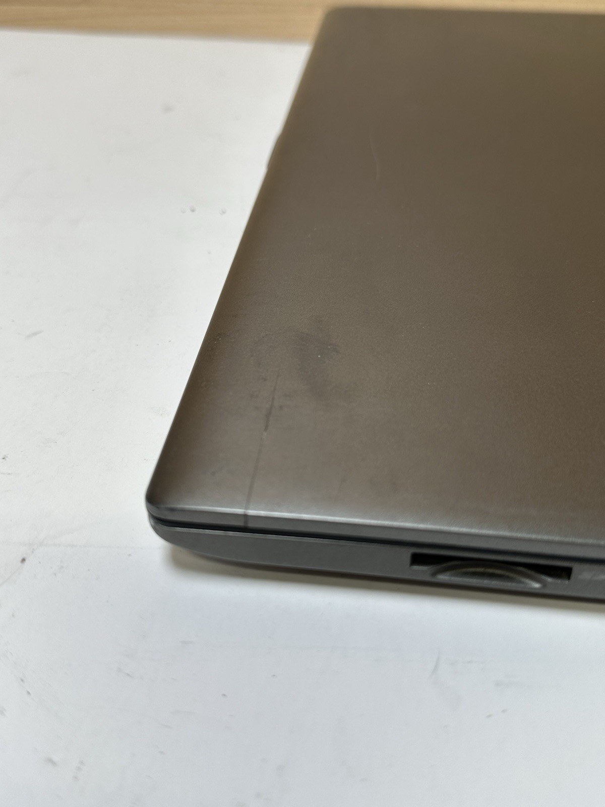 Toshiba Portege Z30-B Core i7-5500U 120GB SSD, 8GB Ram (NO OS NO POWER SUPPLY )