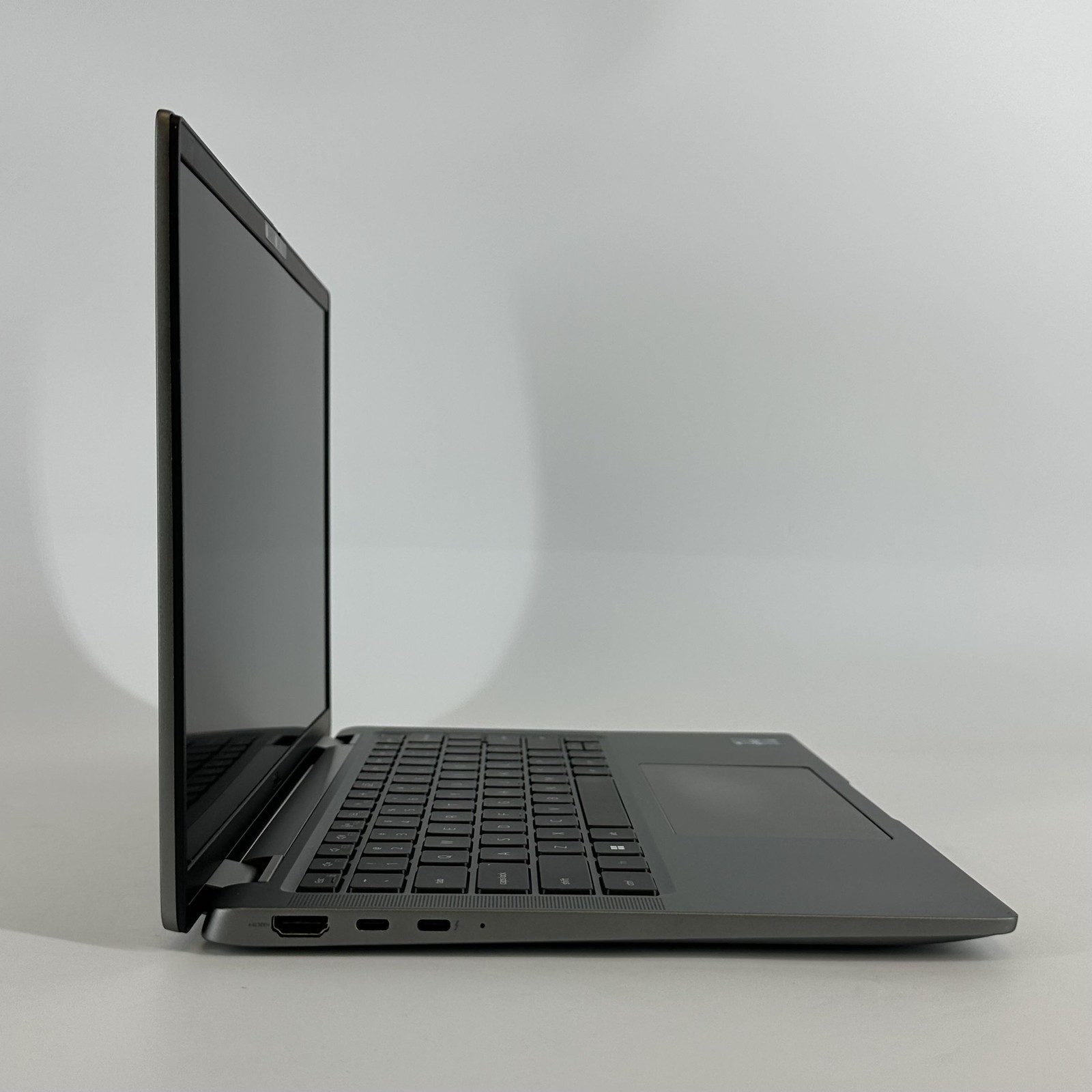 Dell Latitude 7440 14 Gray FHD+ 1.8 GHz i7-1365U 32GB RAM 512GB SSD Good