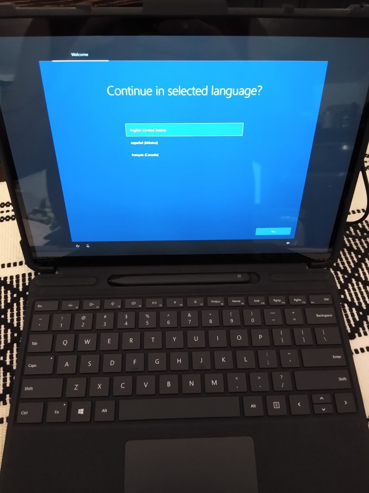 Microsoft Surface X 13″ Touch (516GB SSD, Microsoft SQ1, 3.00 GHz, 8GB