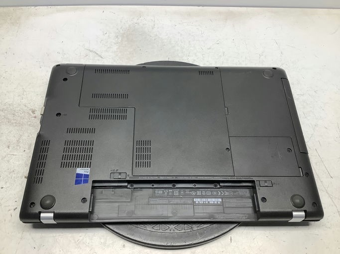 Lenovo ThinkPad E550 Intel i3-5005U 2GHz 4 GB NO HDD