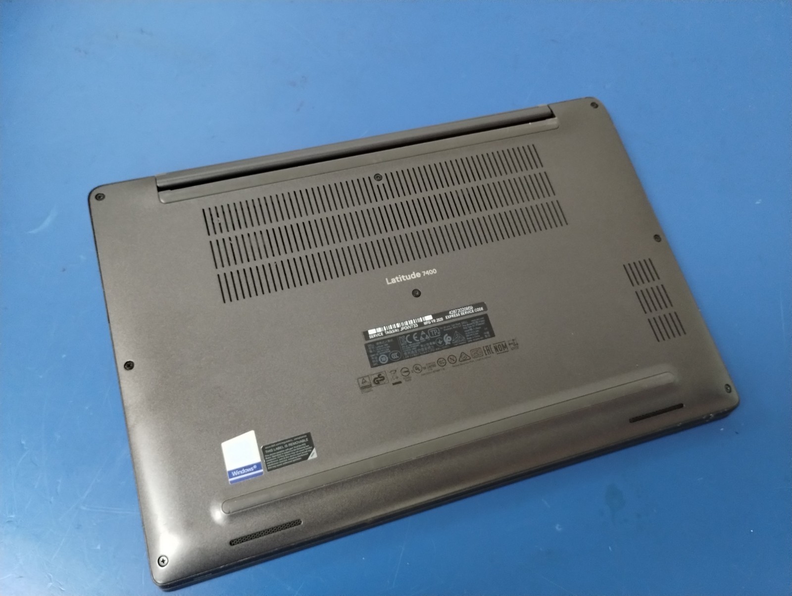 DELL LATITUDE 7400, Intel Core i7-8665U, 1.90 GHz, 20 GB RAM, 256 GB M.2