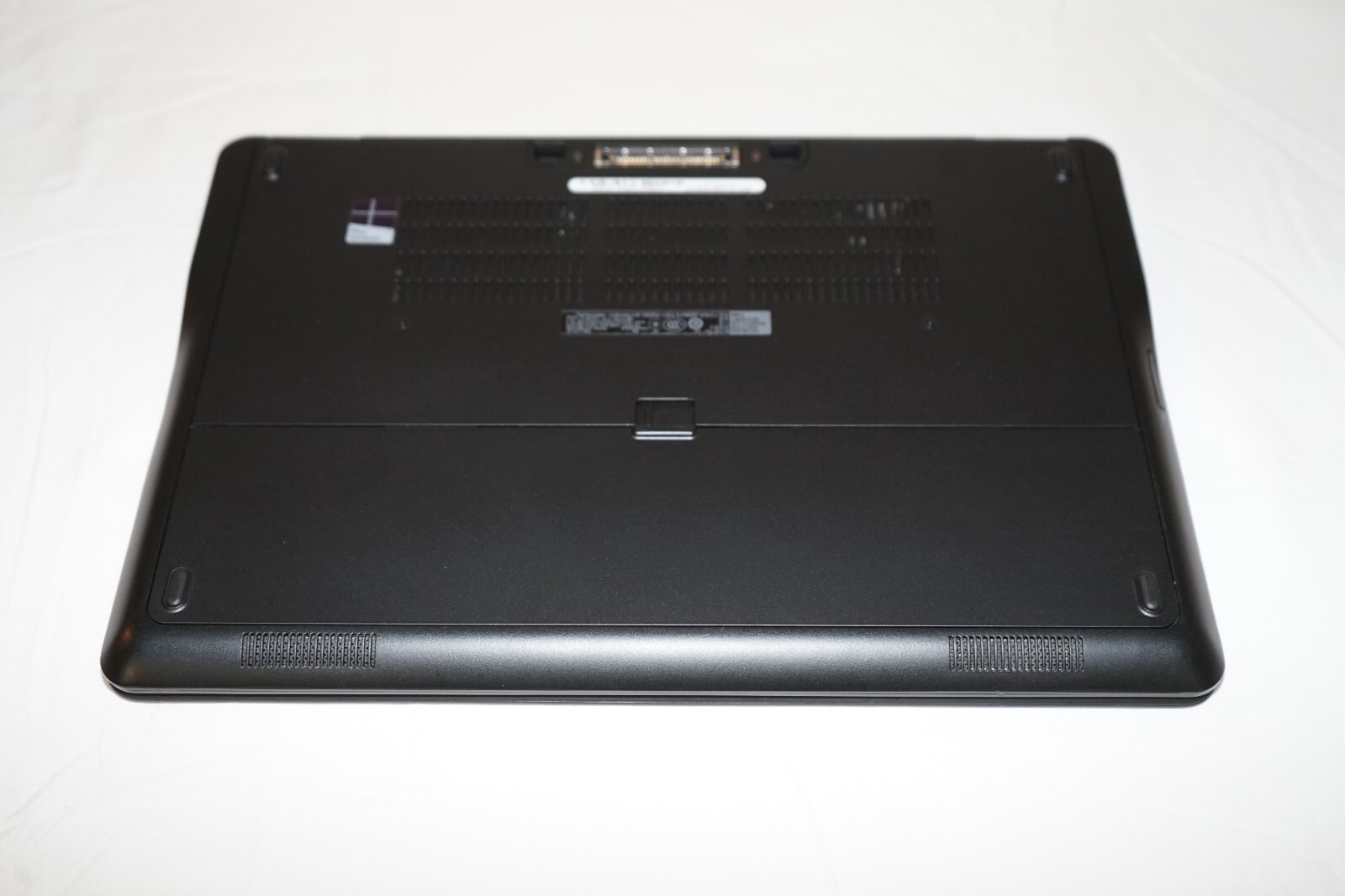 ^ Dell Latitude E7450 14″ Intel i7-5600U @ 2.60GHz 4GB Ram No HD #C1667