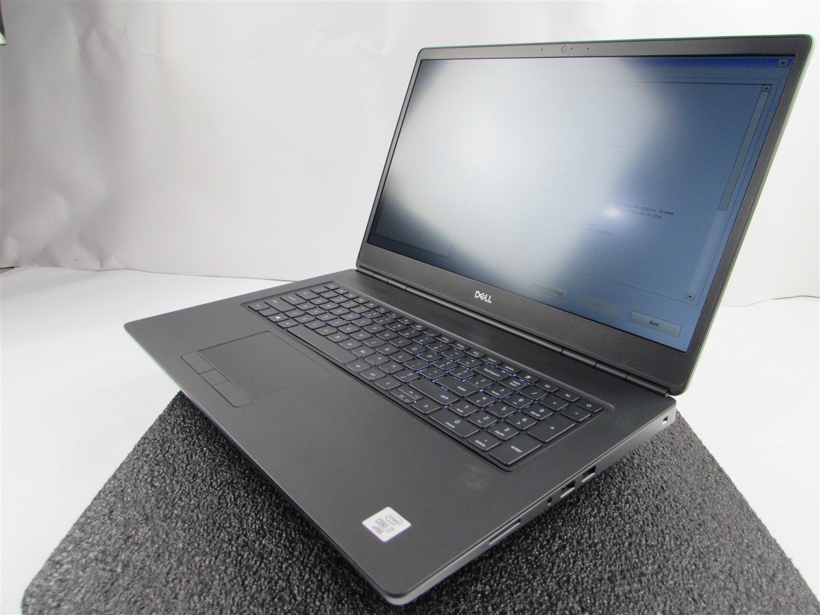 DELL PRECISION 7750 FHD CORE I7-10875H 512GB SSD 64GB RAM NVIDIA RTX 4000 WIN 11