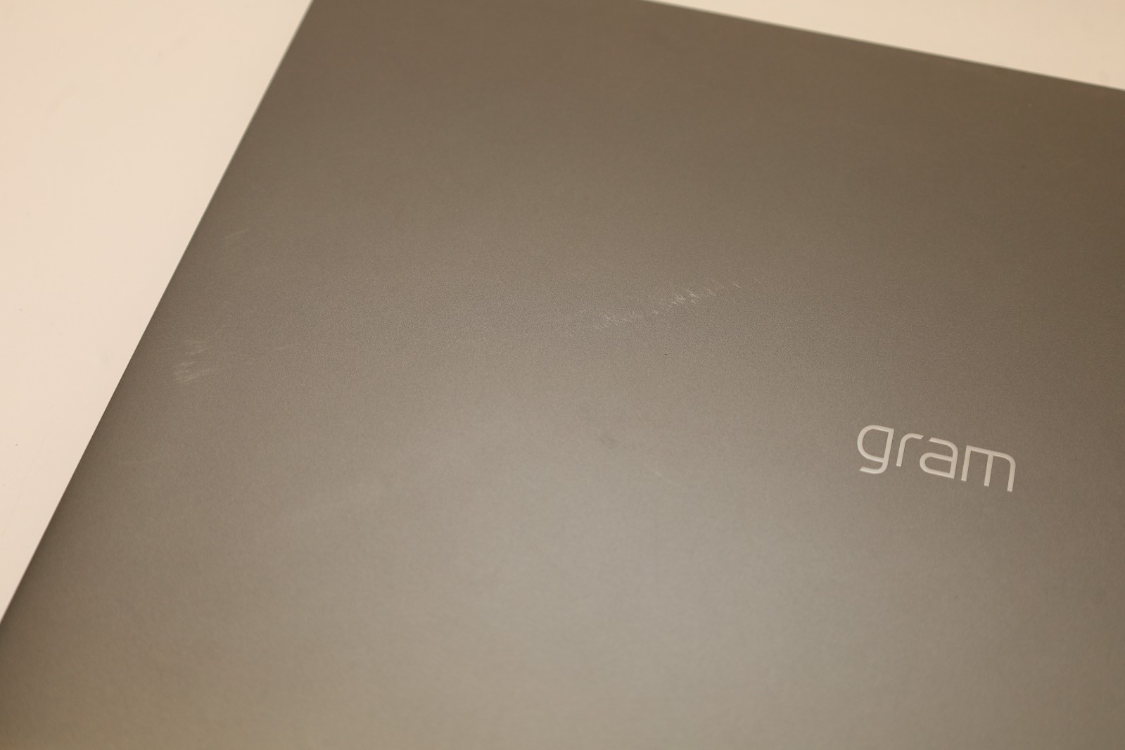 LG Gram 17″ (Intel Core i7-106567 512GB SSD, 16GB RAM) Laptop