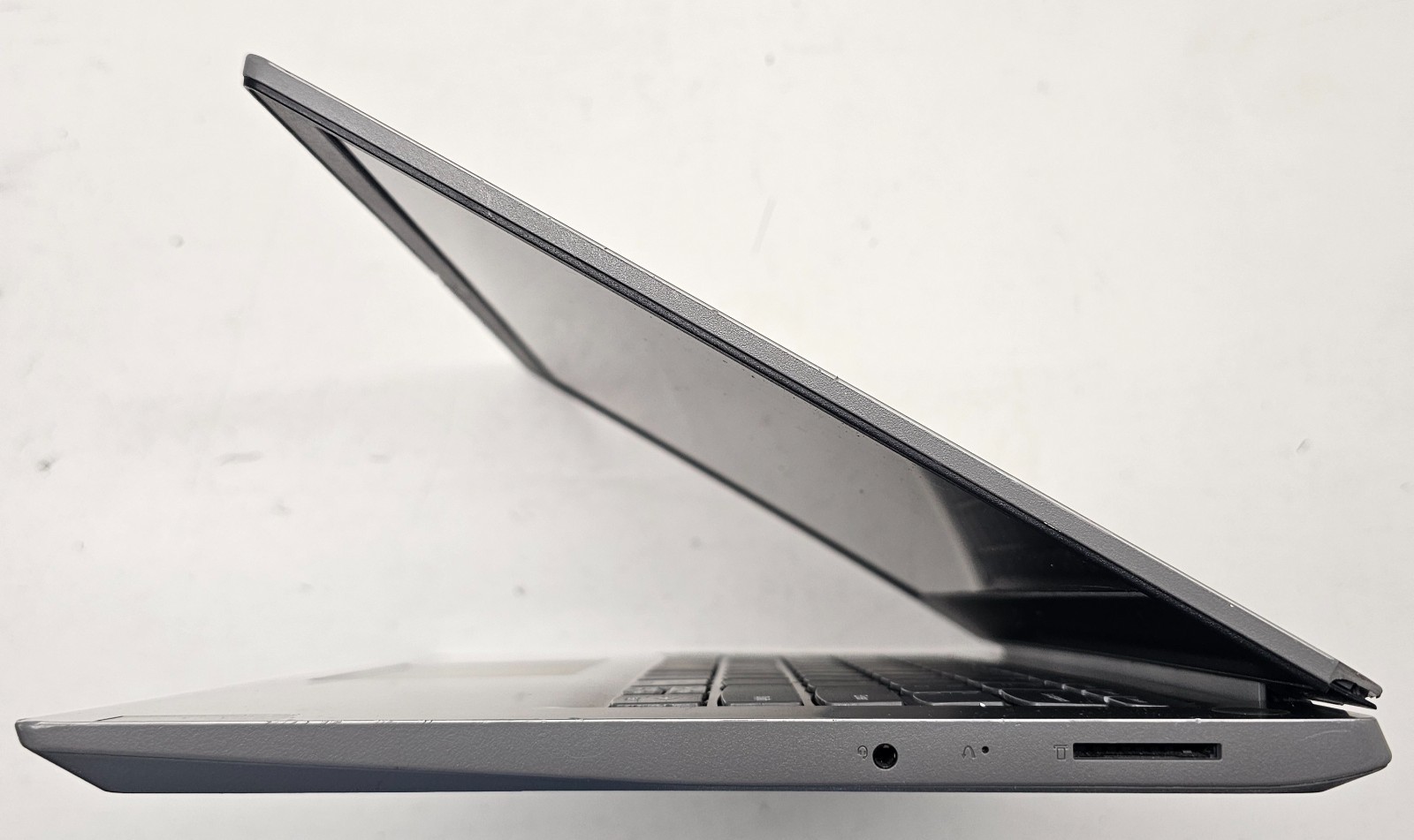 Lenovo IdeaPad 3-14ITL05 14″ Laptop Intel Core i3-1115G4 8GB Ram NO HD/OS (FL)