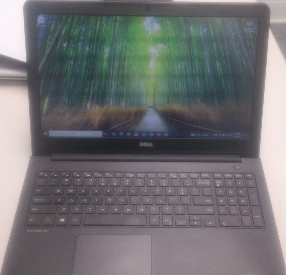 15.6″ Dell Latitude 3550 Laptop i5-5200U @ 2.20GHz 8GB RAM 256GB SSD Win 10 Pro