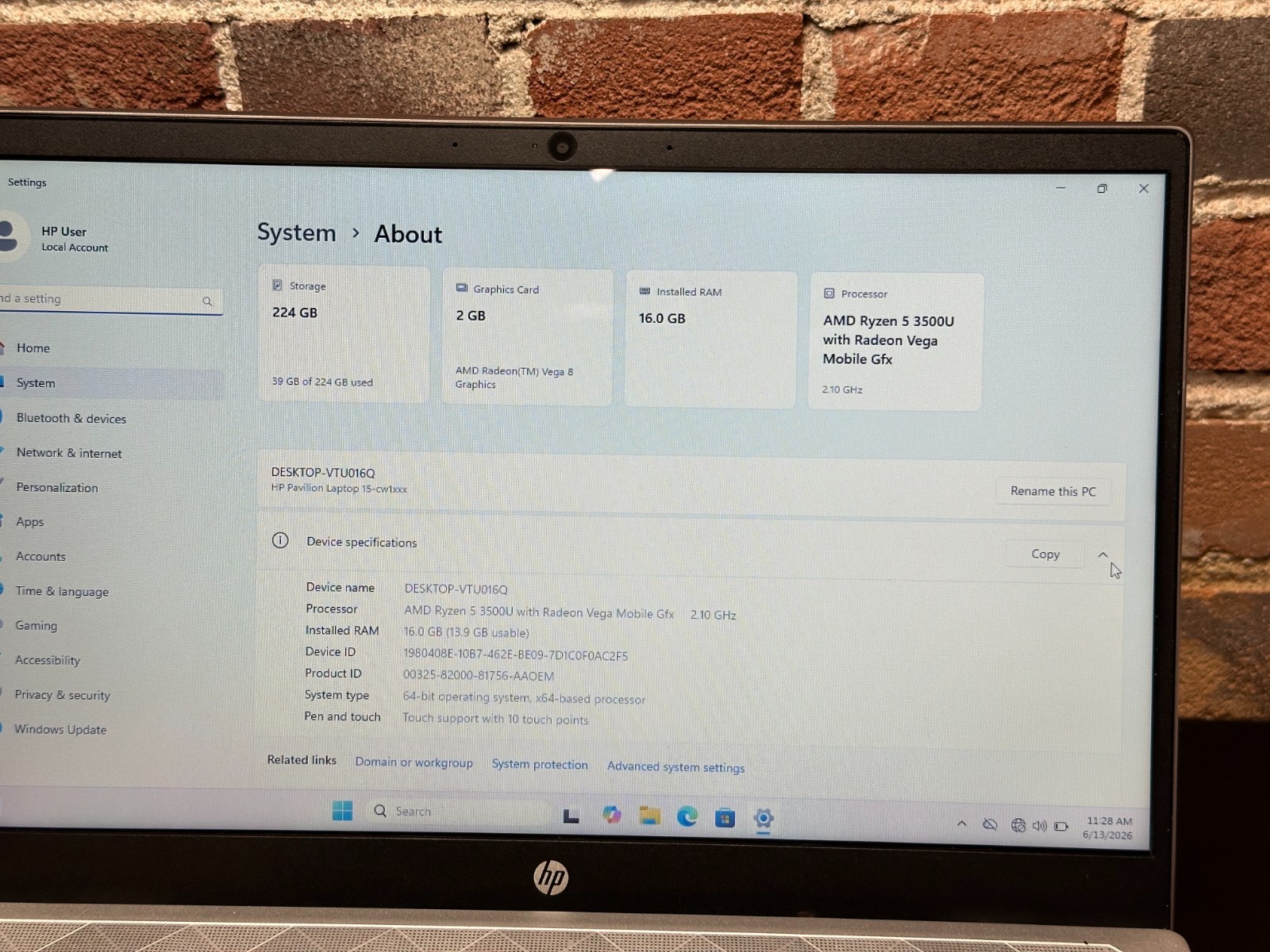 HP Pavilion 15.6″ Touch 15Z-CW100 Ryzen 5 3500U 2.1GHz 16GB RAM 256GB SSD – Fair