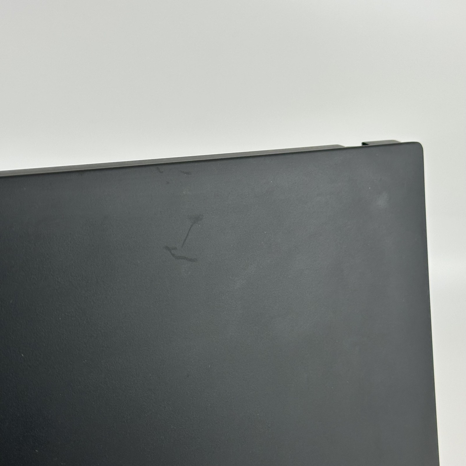 Lenovo ThinkPad T14 Gen 4 FHD+ TOUCH 3.3 GHz Ryzen 7 PRO 7840U 16GB 512GB SSD