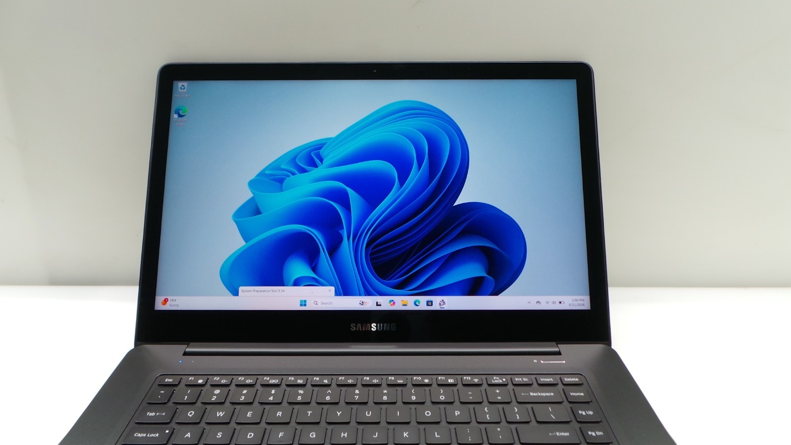 Samsung Notebook NP940Z5L | 15.6″ | i7-6700HQ | 8GB 256GB SSD | Touchscreen