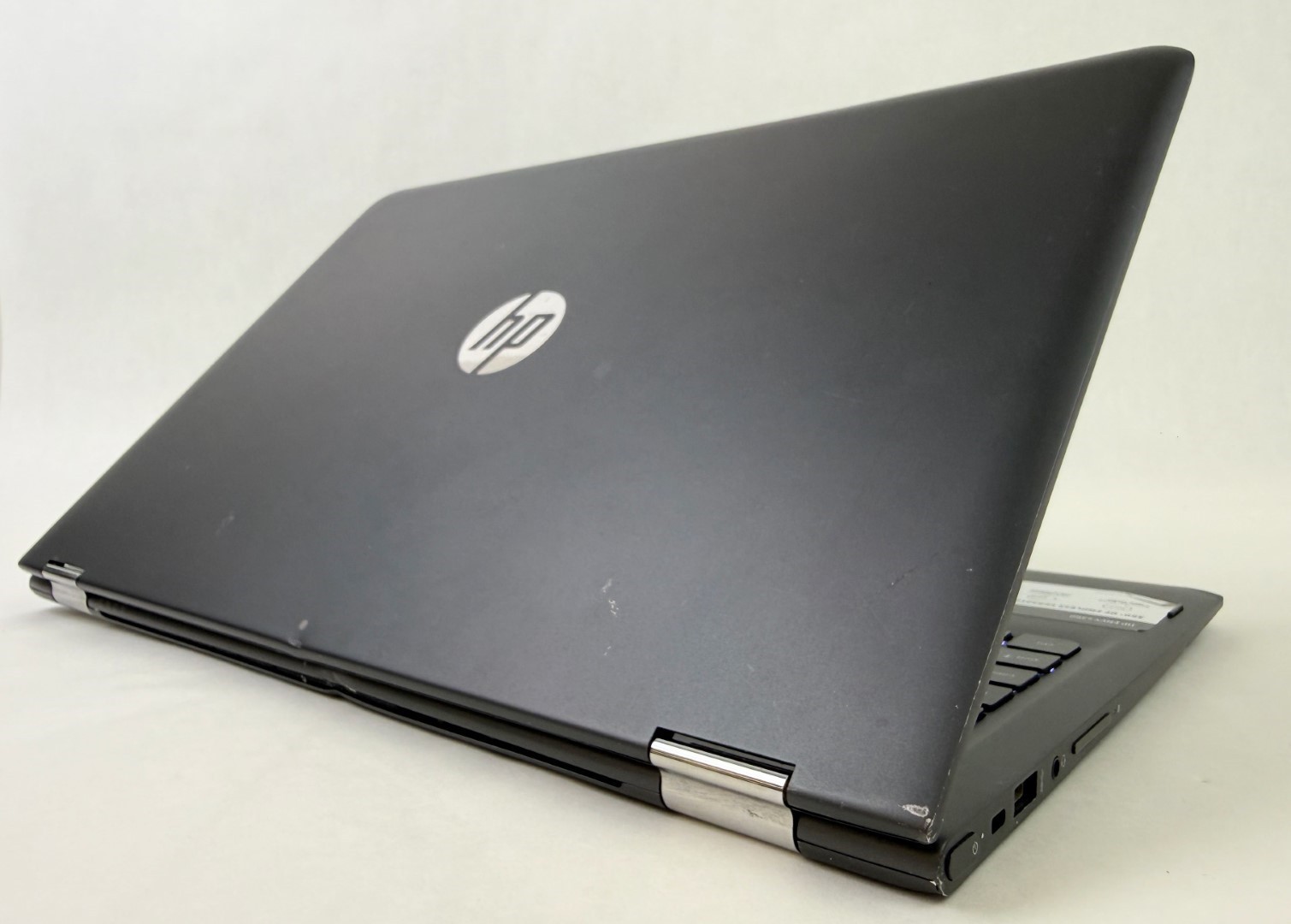 HP ENVY x360 M6-ar004dx 15.6″ FHD Touch FX-9800P 8GB 256GB W10H Laptop – Dents!