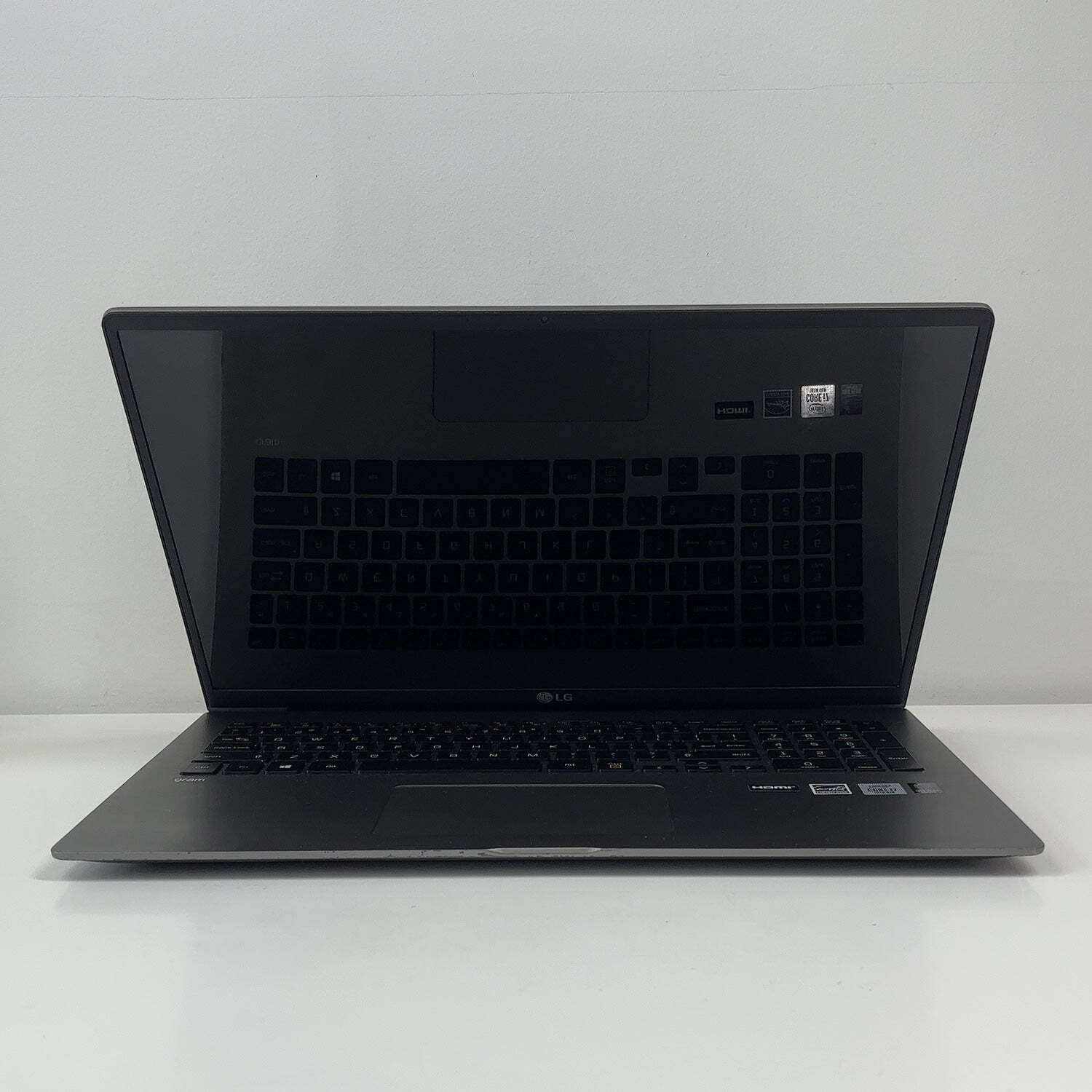 Broken LG Gram 17Z90N 17″ i7-1065G7 1.3GHz 16GB RAM 512GB SSD LCD Bright Spot