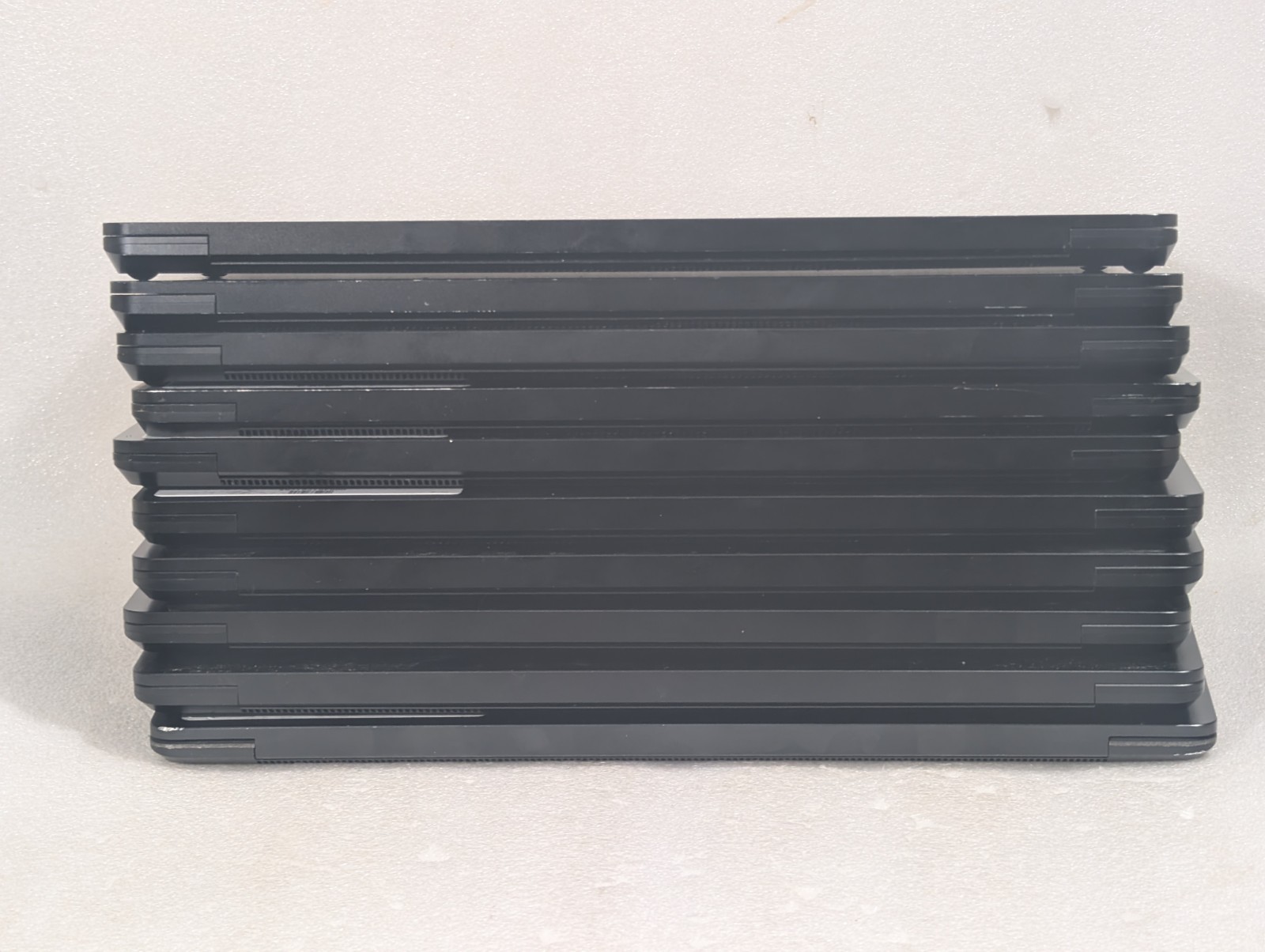 Lot 32x Microsoft Surface Laptop 3 4 Go 1943 1958 1951 Pro 7 1960