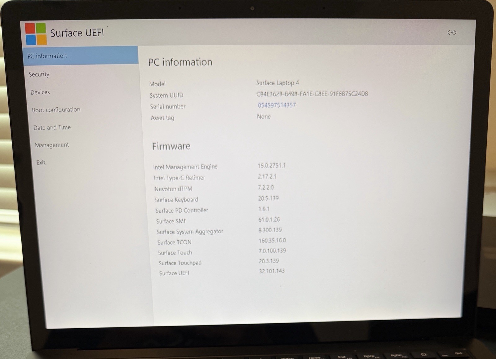 Microsoft Surface Laptop 4 13.5″ Touchscreen i7 Intel, 16GB Ram, 256GB SSD