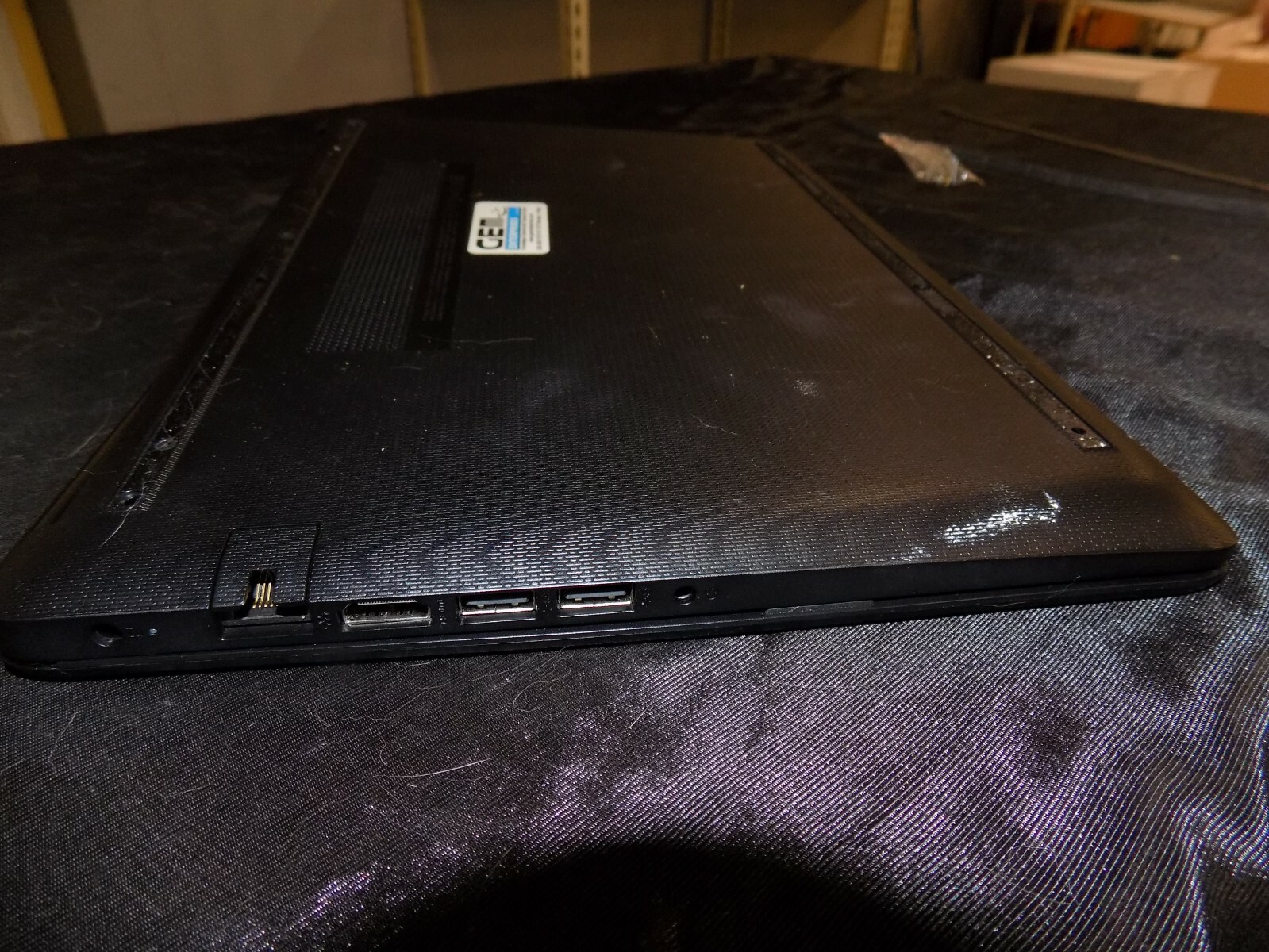 HP Laptop AMD Dual-Core E2-9000e (2a) 500 GB HDD 4GB RAM 14-cm0045nr Windows 10