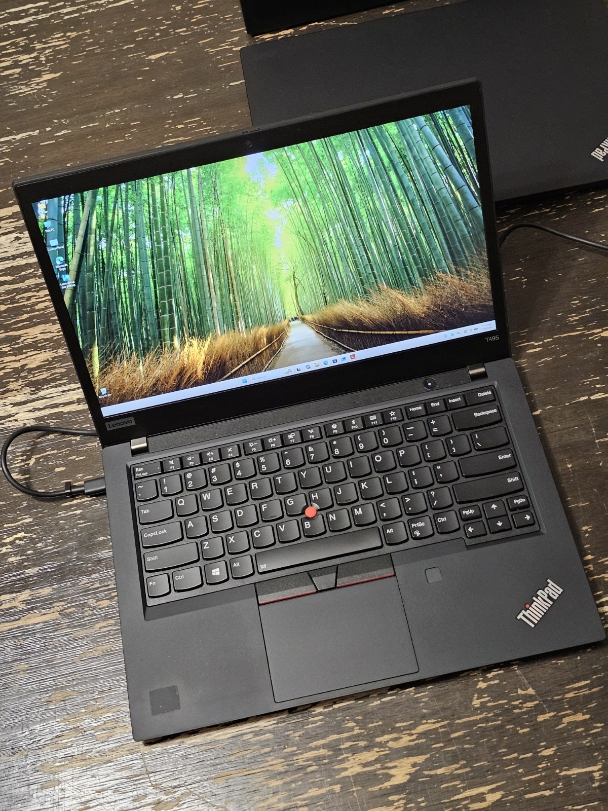 ThinkPad T495 Ryzen 7 Pro/ Radeon Vega Graphics 24GB RAM 512GB SSD WIN 11/Webcam