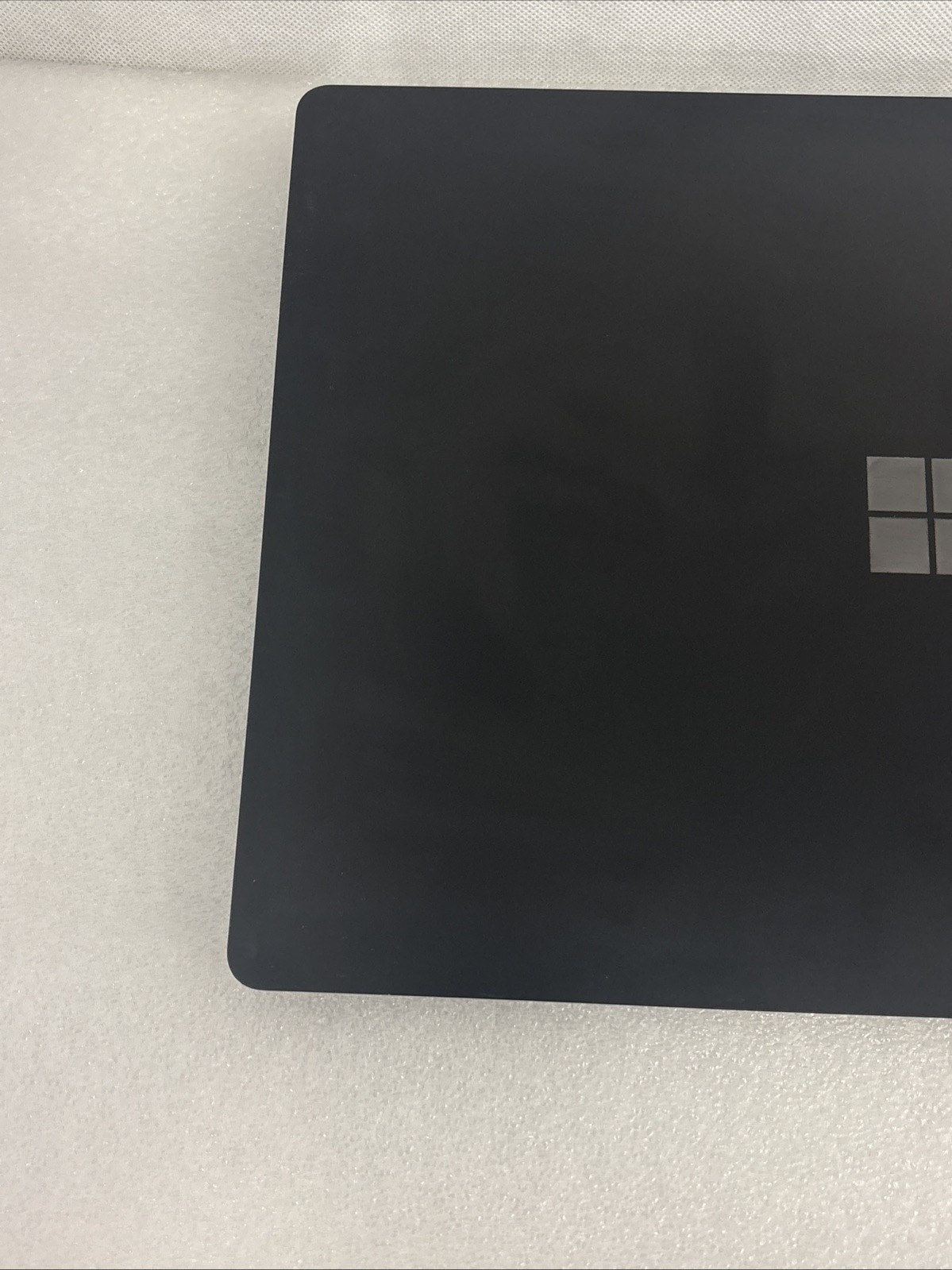 Microsoft Surface Laptop 6 13.5″ (256GB, Ultra 5, 16GB) Black