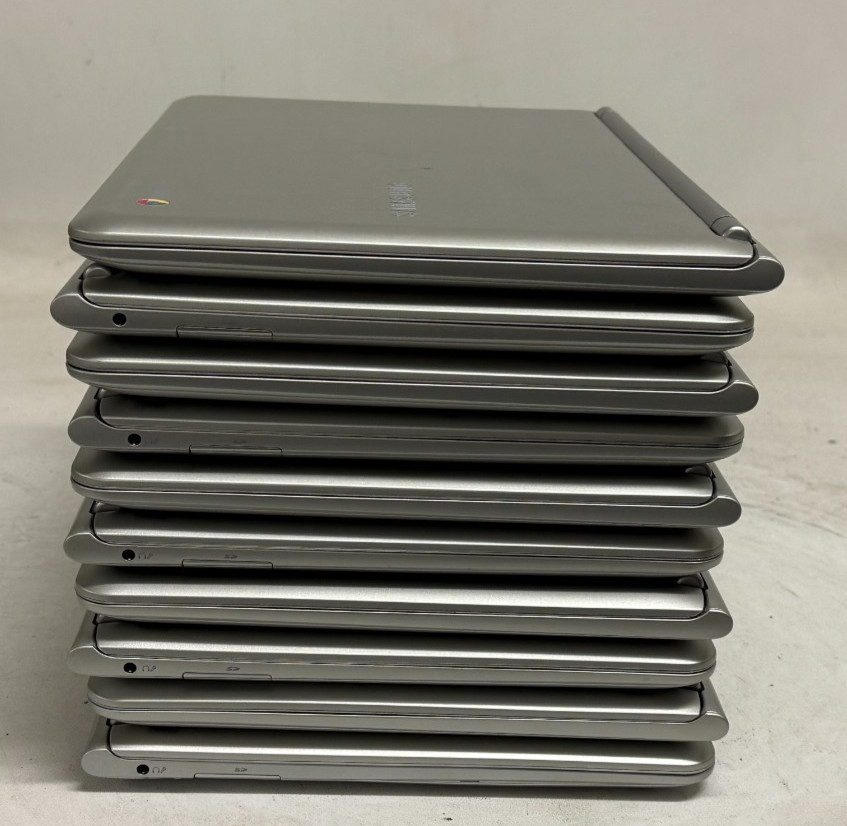 Samsung Chromebook XE303C12 11.6″ (Exynos-5 – 2GB RAM – 16GB eMMC) – Lot of 10