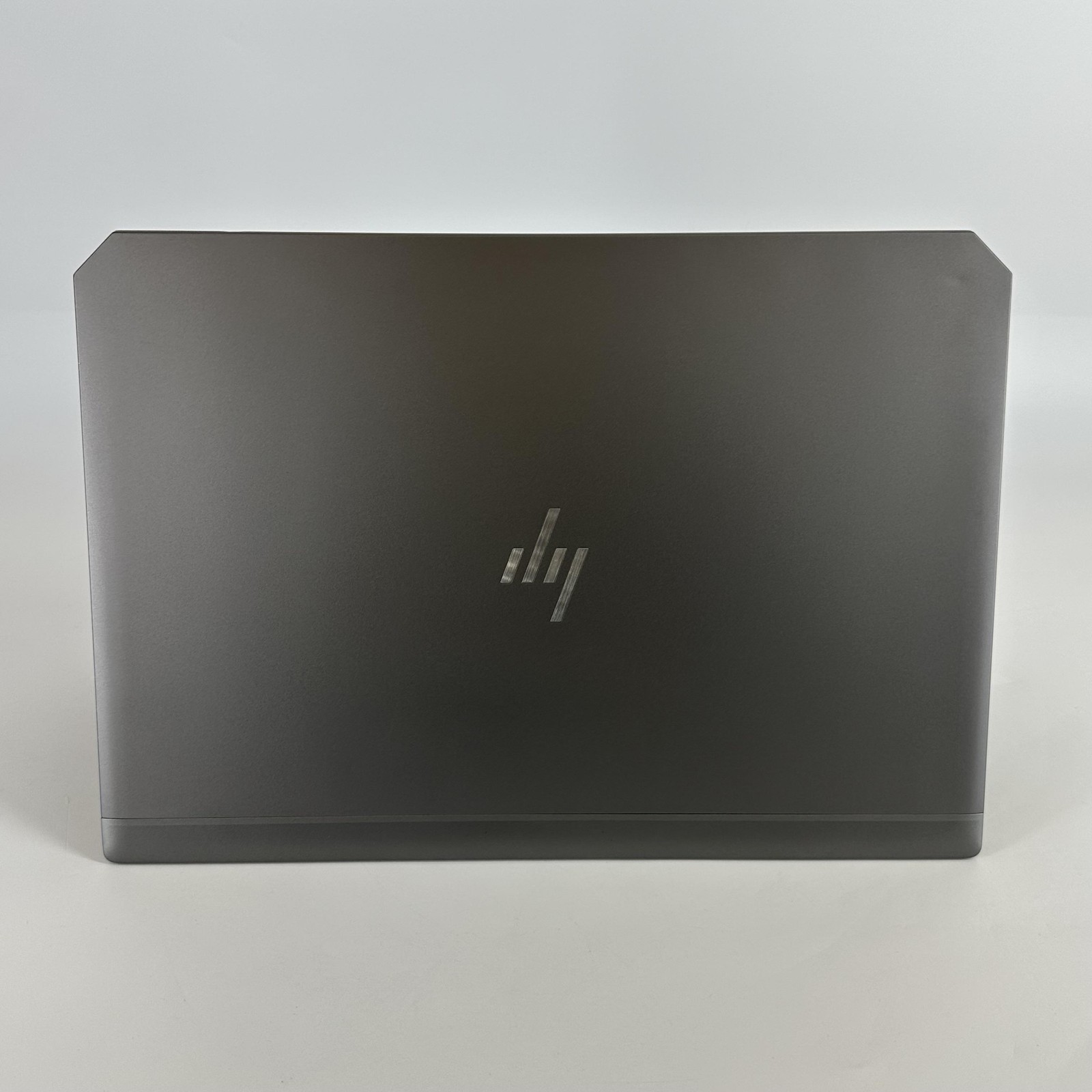 HP ZBook 15 G6 Gray FHD i7-9850H 2.60GHz 16GB 512GB SSD NVIDIA Quadro T2000 Good