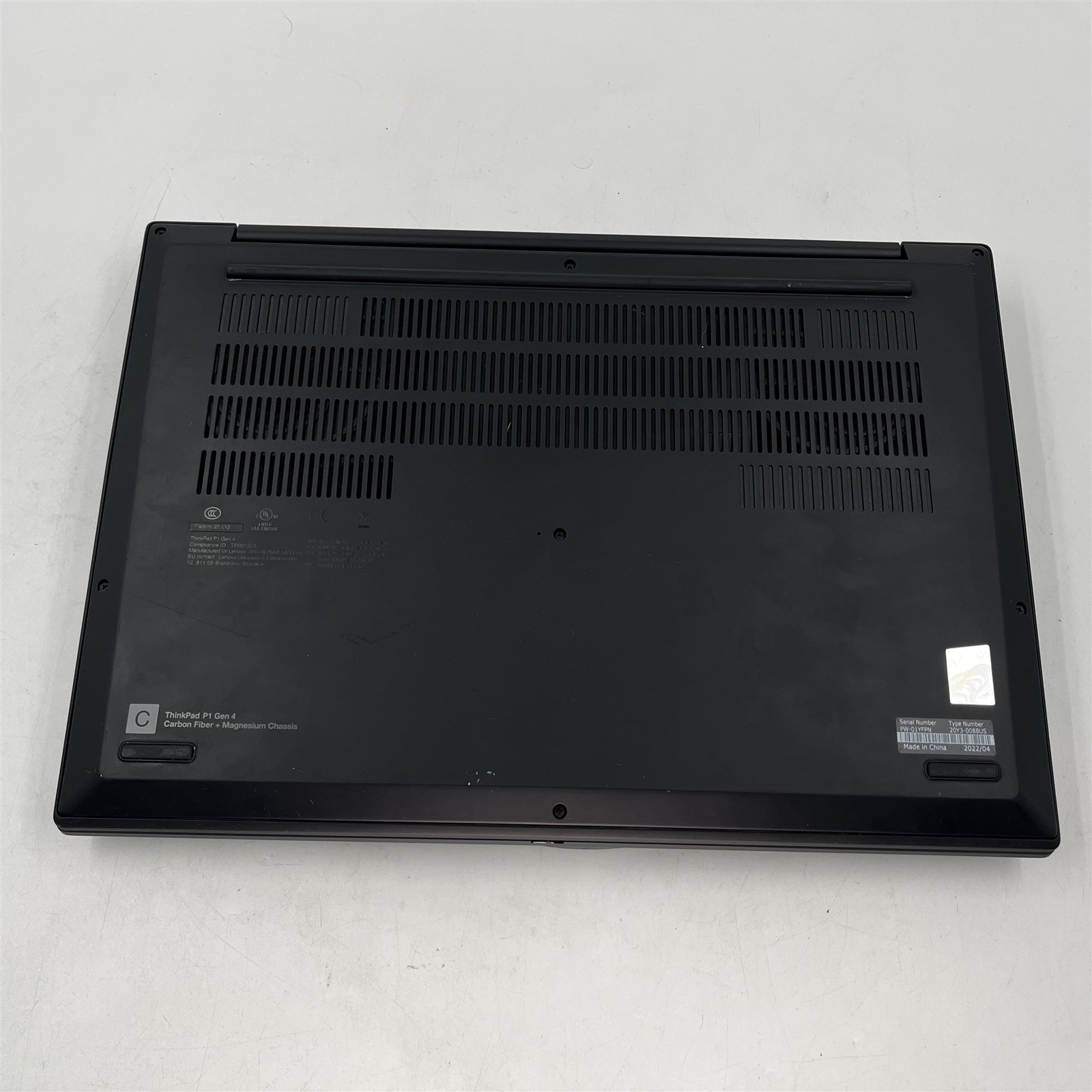 Lenovo ThinkPad P1 Gen 4 i7-11800H 2.30GHz/32GB RAM/1TB NVMe SSD/RTX A2000 4GB