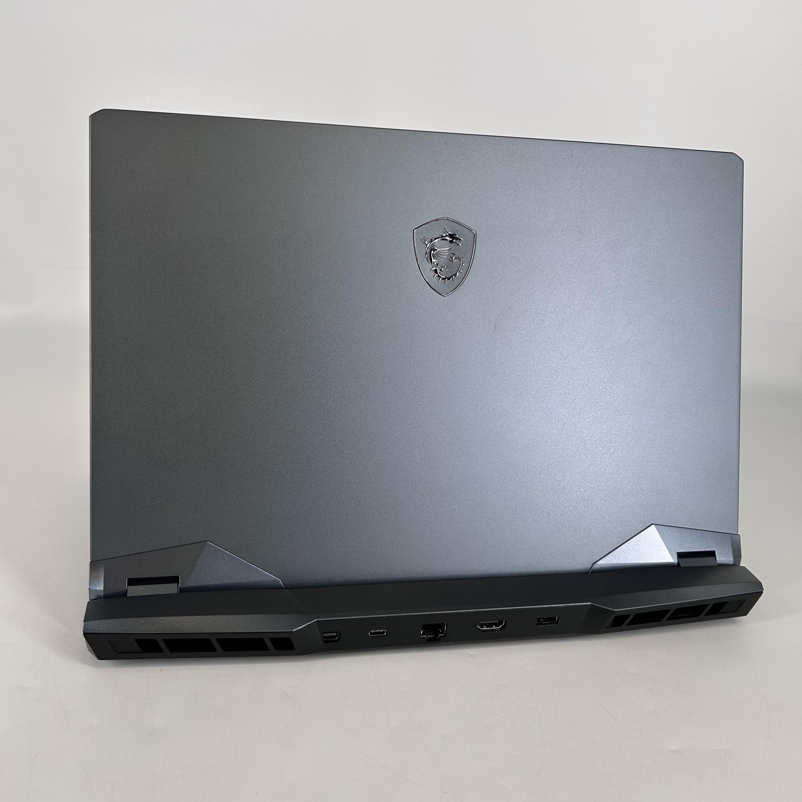 MSI Raider GE66 15.6 240Hz FHD i7-10750H 2.60GHz 32GB 1TB SSD RTX 2070 Super