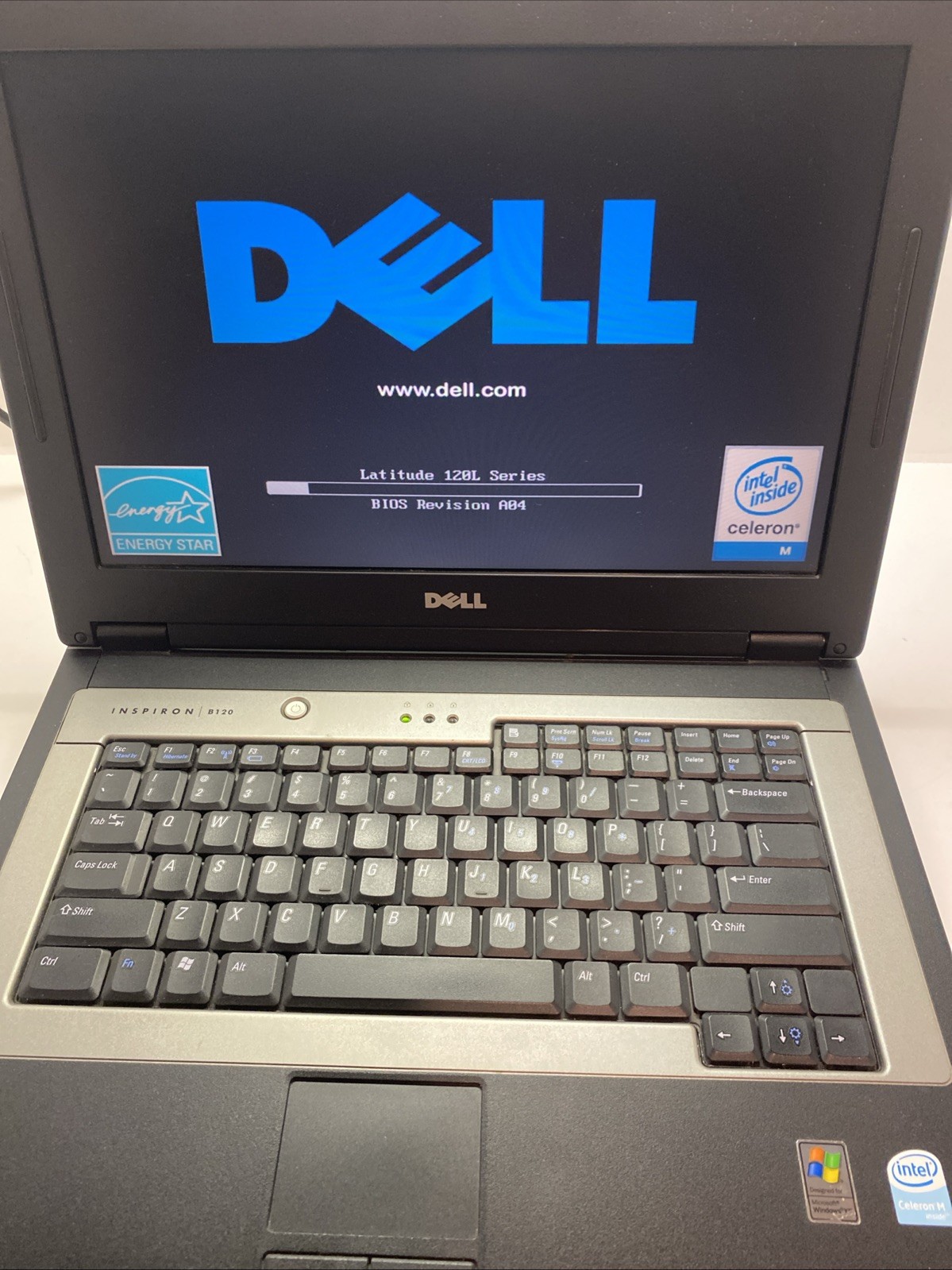 Dell Inspiron B120 XP Home OS 1.5 GHz 40 Gb Hdd 2gb Ram Cd/dvd Charger/battery