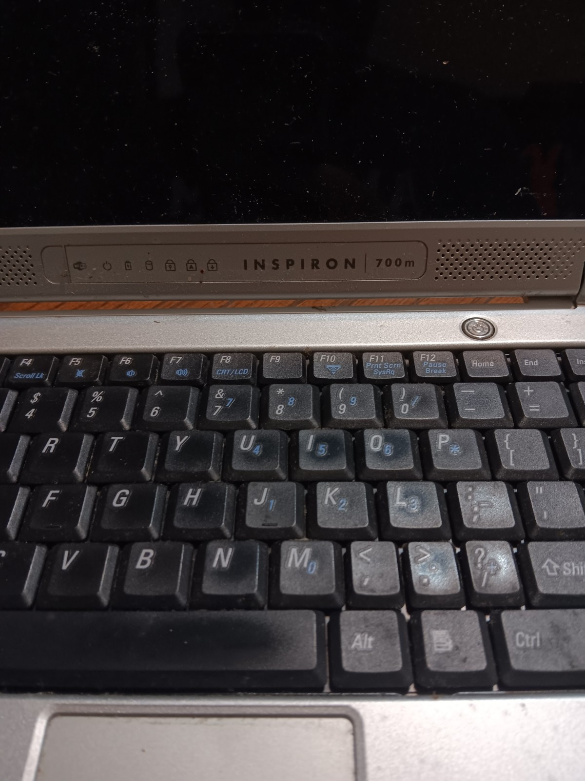 Dell Inspiron 700m, 12.1 TFT, Windows Vista Buss, 80GB,, 2GB, DVD-RW, Wifi.