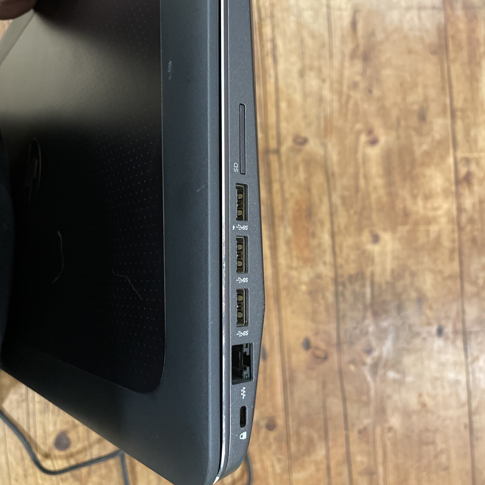 HP ZBook 17 G3 Intel Core i7-6820HQ 256GB NVMe 32GB RAM M2000!