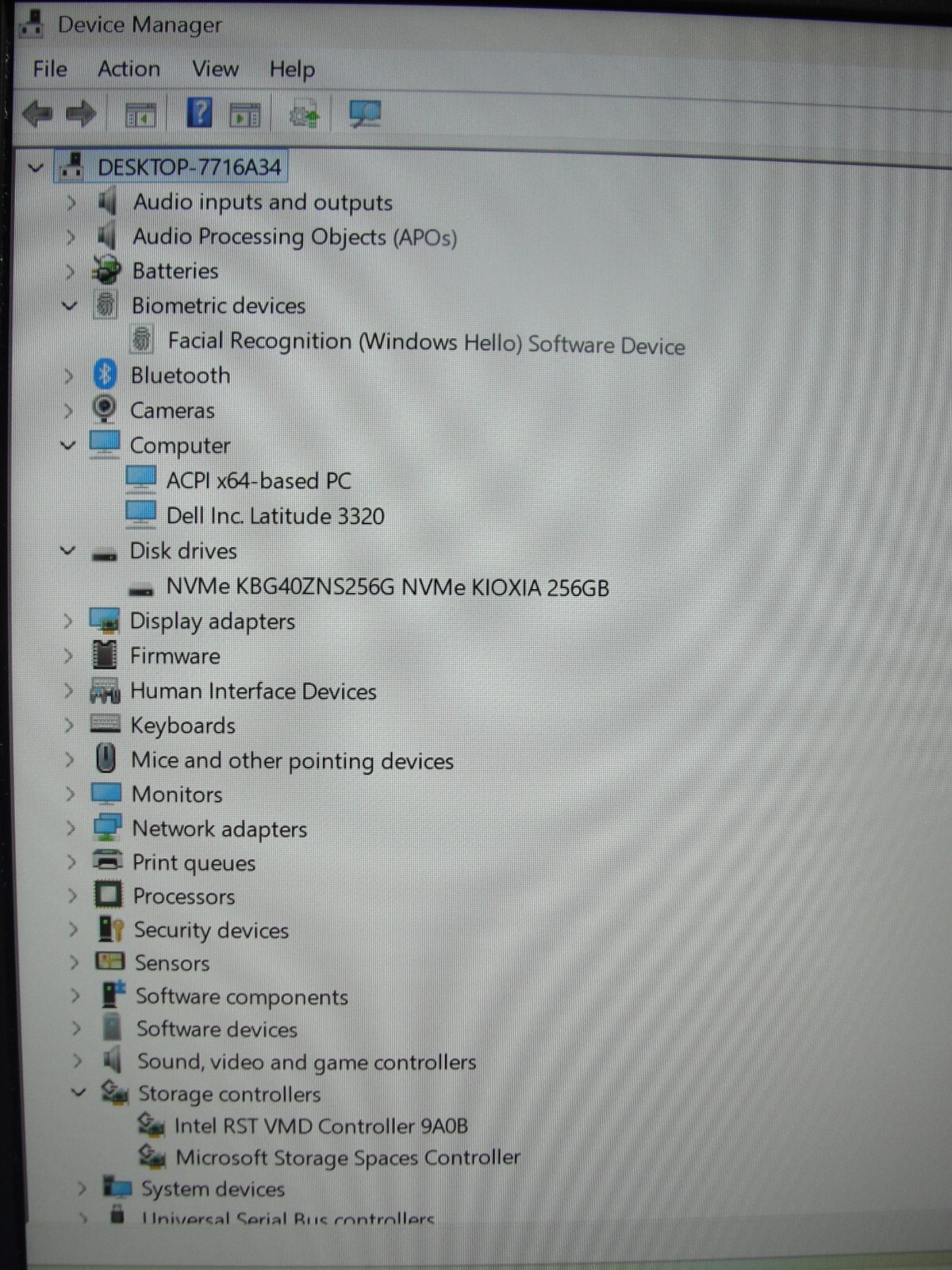 Dell Latitude 3320 13.3” FHD Intel Core i5-1135G7 2.4GHz 8GB 256GB SSD + Charger
