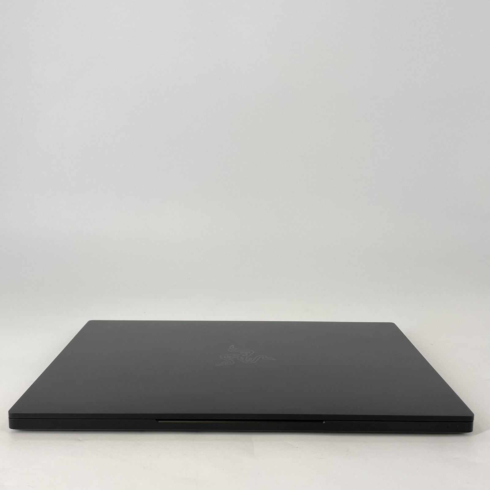 Razer Blade Stealth 13 FHD i7-1065G7 1.30GHz 16GB 512GB SSD NVIDIA GTX 1650 Ti