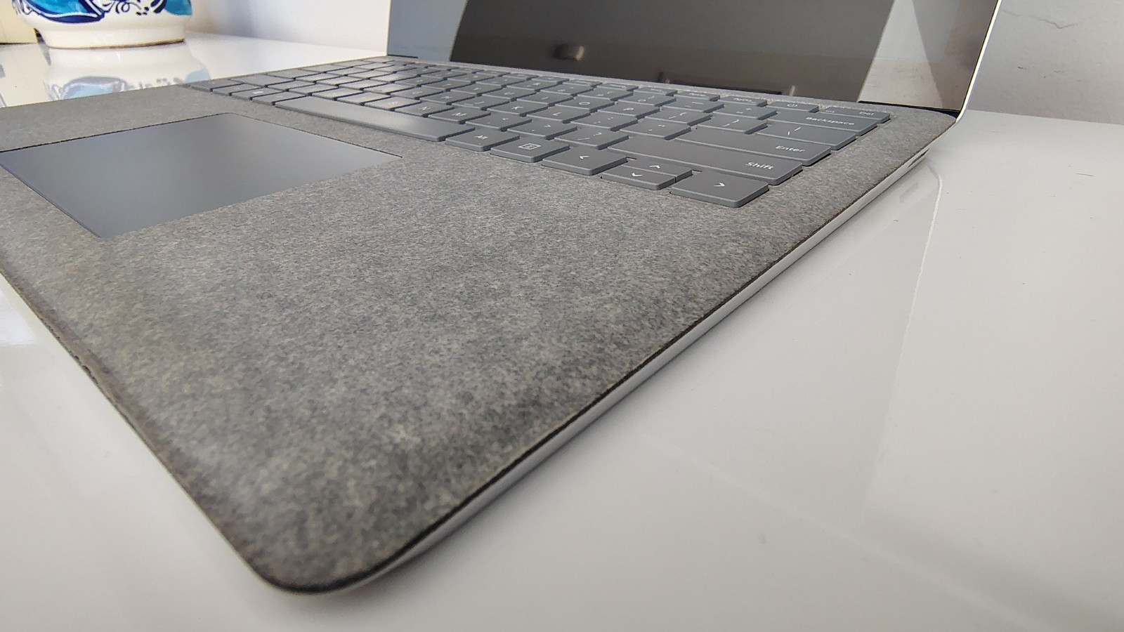 Microsoft Surface Laptop 1769 – i5 7200U, 128GB SSD, 4GB Ram -vClean Barely Used