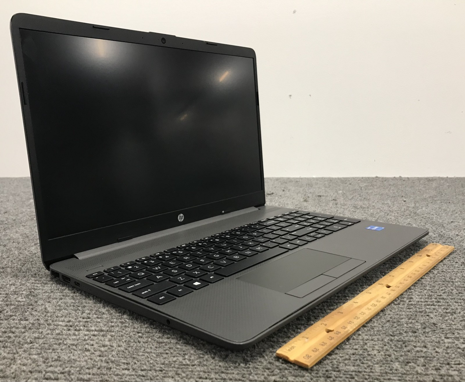 HP 250 G8 15.6″ Laptop i5-1135G7, No RAM/Storage, Boots to BIOS