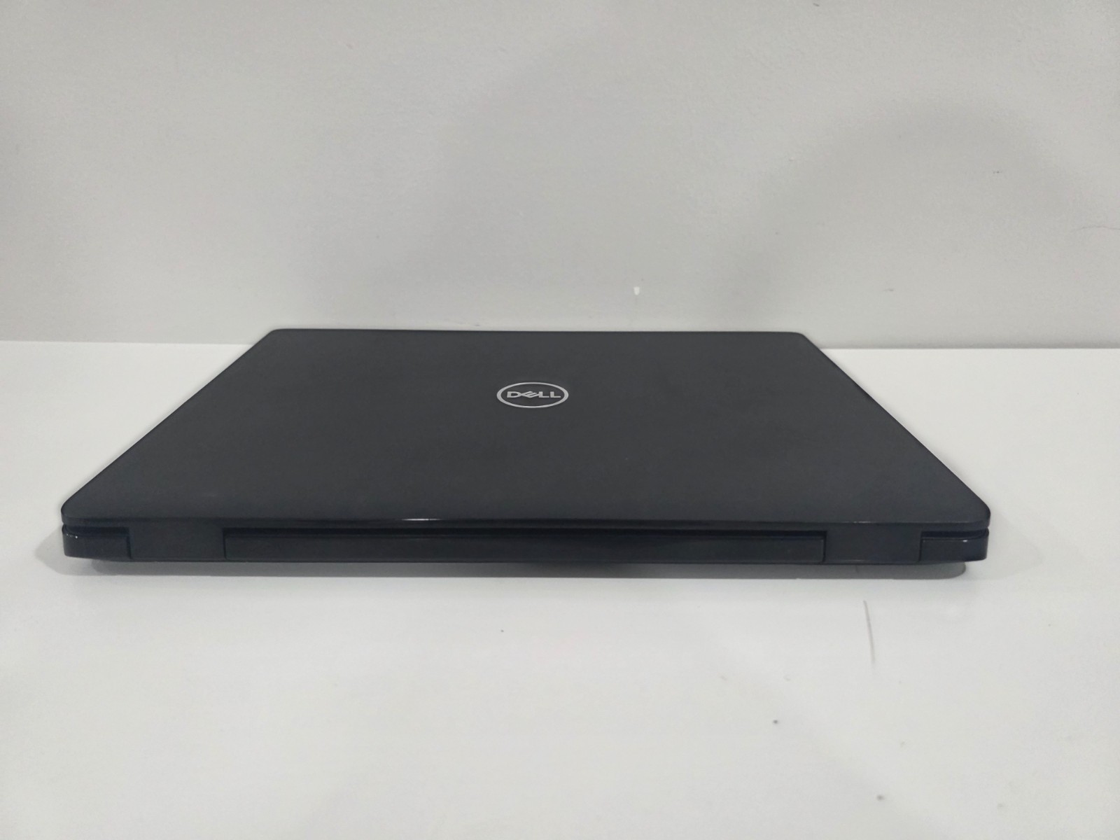 Dell Wyse 5470 Celeron 4GB 16GB Linux Mint Webcam Bluetooth