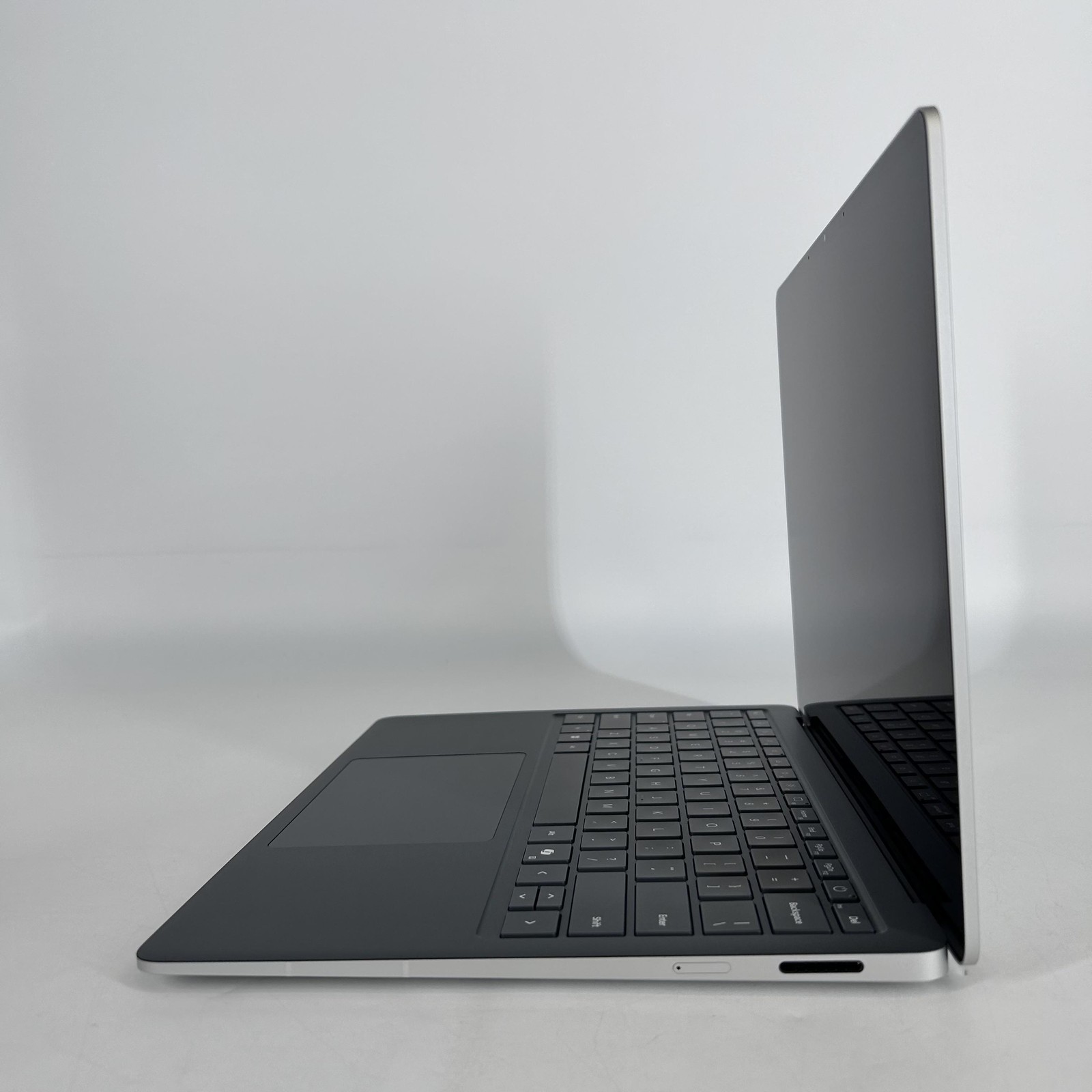Microsoft Surface Laptop 7 13 5G 2K TOUCH Ultra 7 268V 32GB 1TB MINOR FRAME GAP