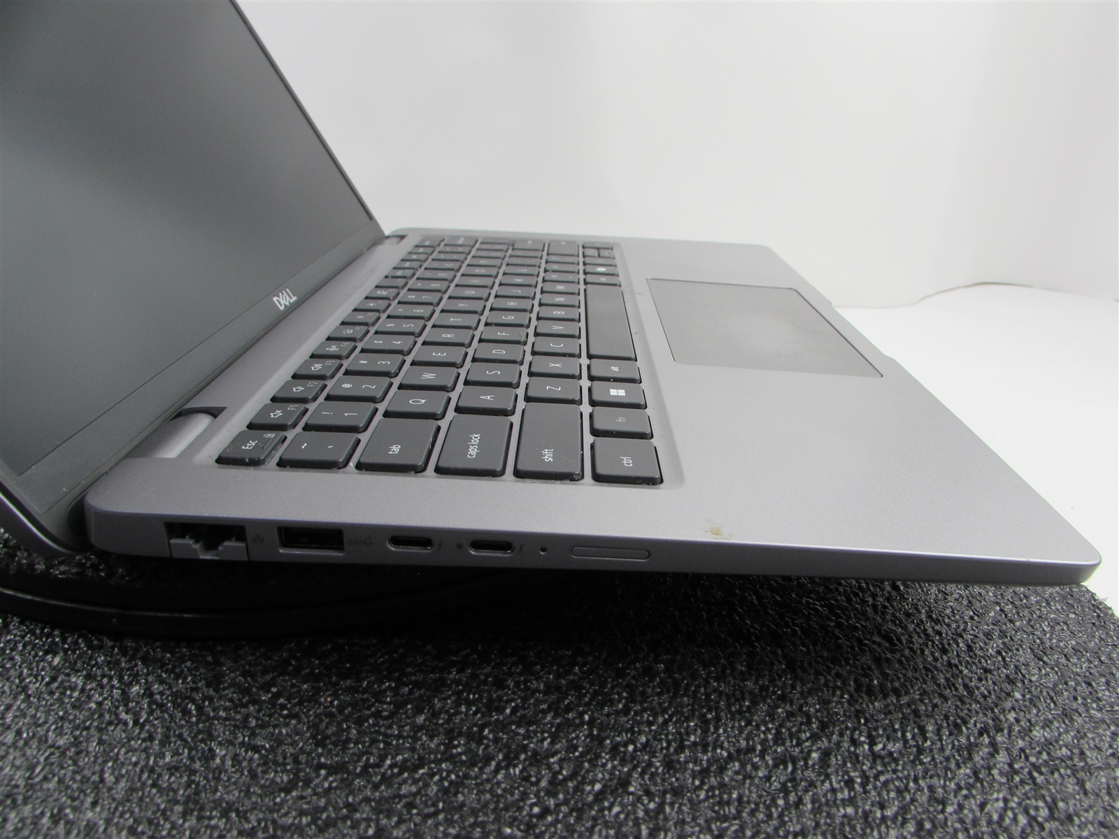 DELL LATITUDE 5450 1920X1080 FHD CORE ULTRA 7 165U 512GB SSD 16GB RAM NO O.S