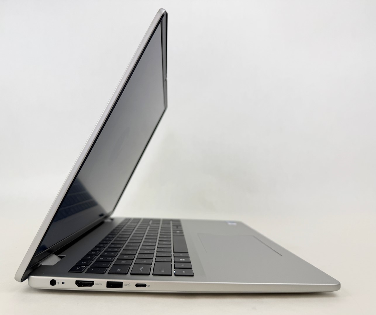 Dell 16 Plus DC16251 16″ 1920×1200 Touch Ultra 7 150U 32GB 1TB SSD W11H