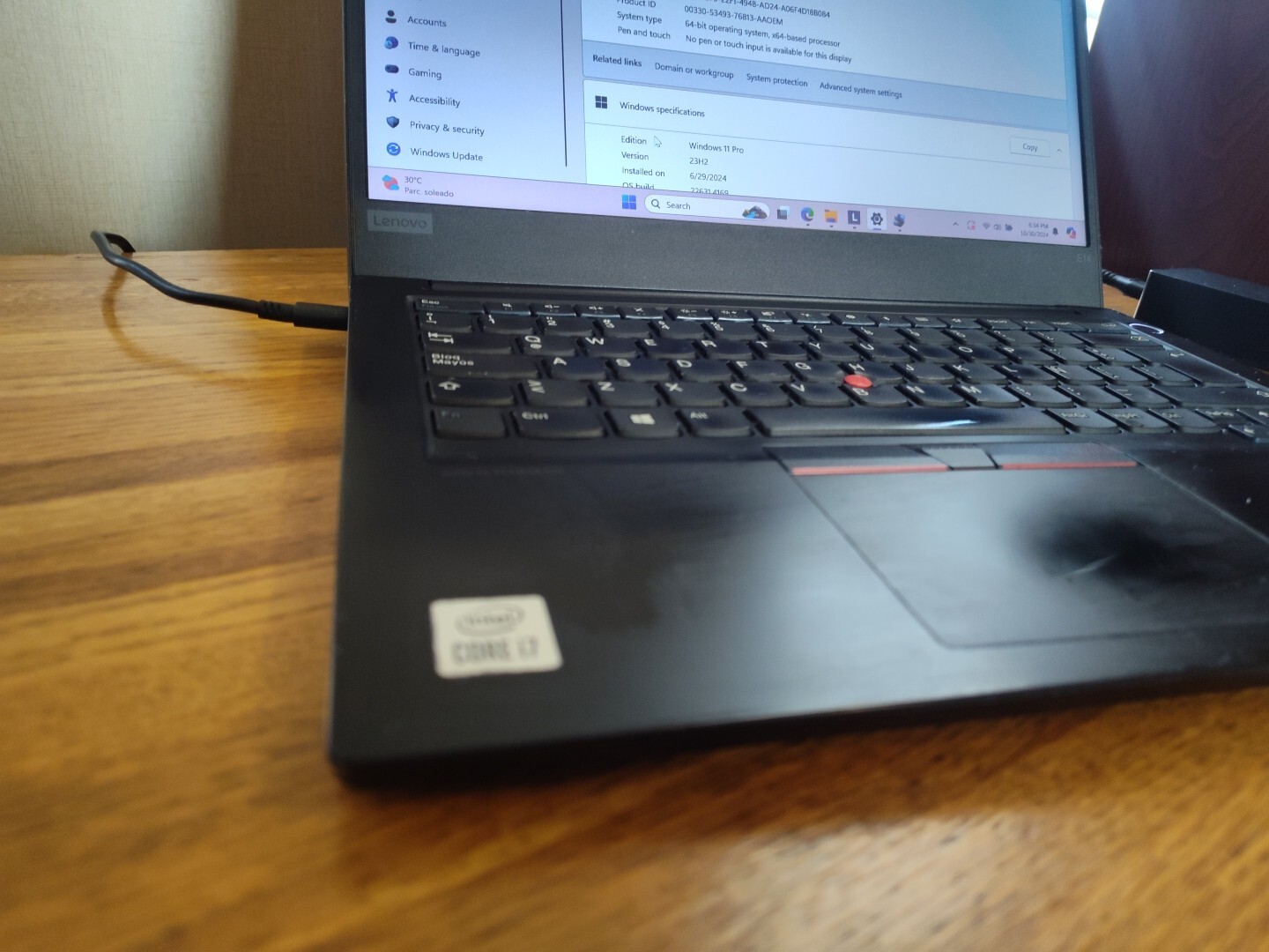 Lenovo ThinkPad E14 14″ (500GB SSD, Intel Core i7 10th Gen., 4.90 GHz, 16GB)…