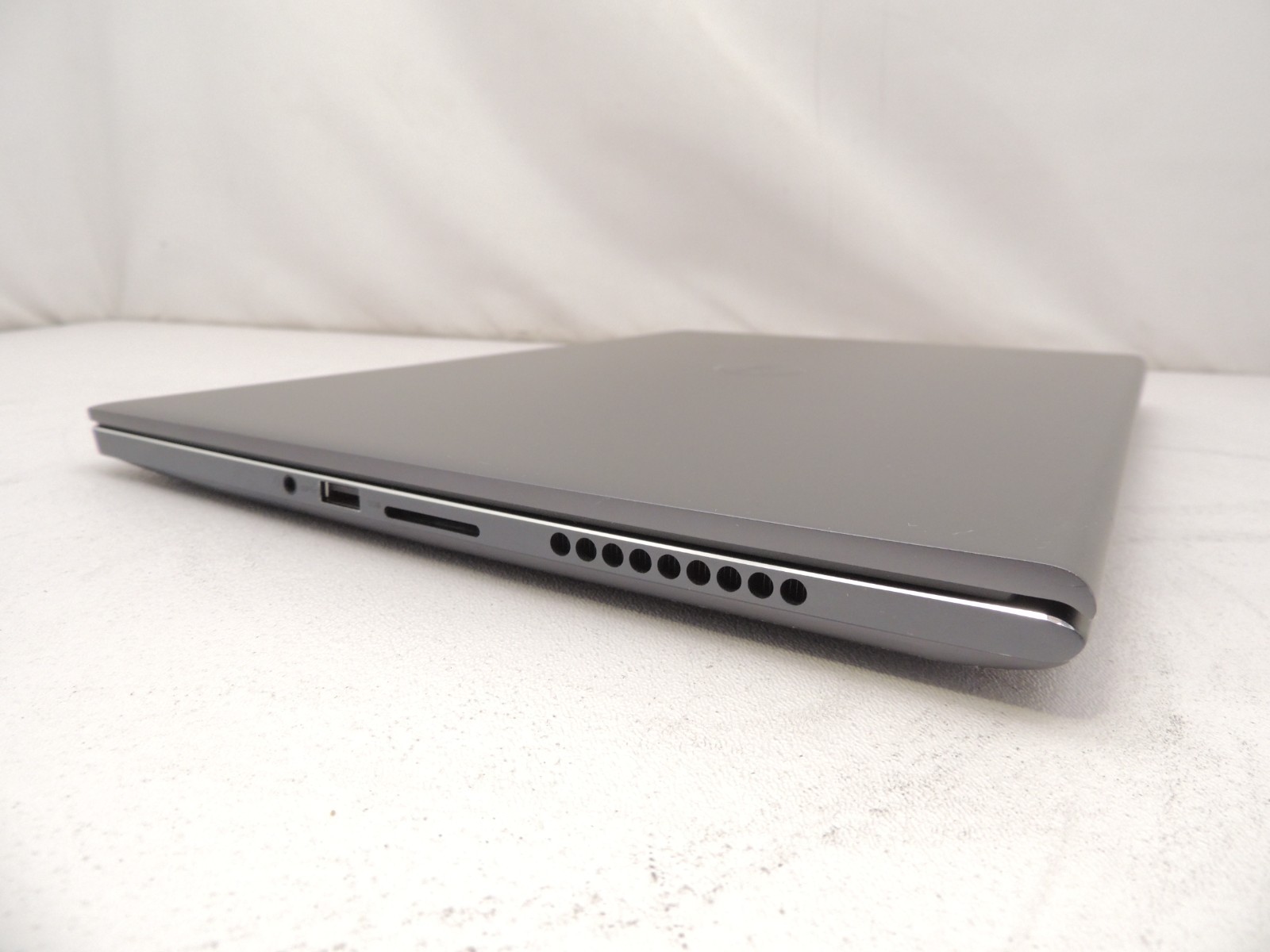 Dell Inspiron 7610 Core i7 11800H No RAM/SSD Bad Webcam Laptop AS IS