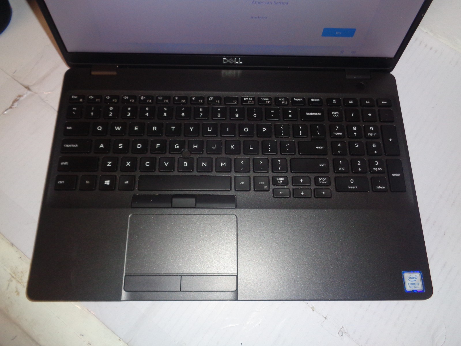 Dell Latitude 5501 15.6 inch (256GB, Intel Core i7 9th Gen., 2.60GHz, 16GB