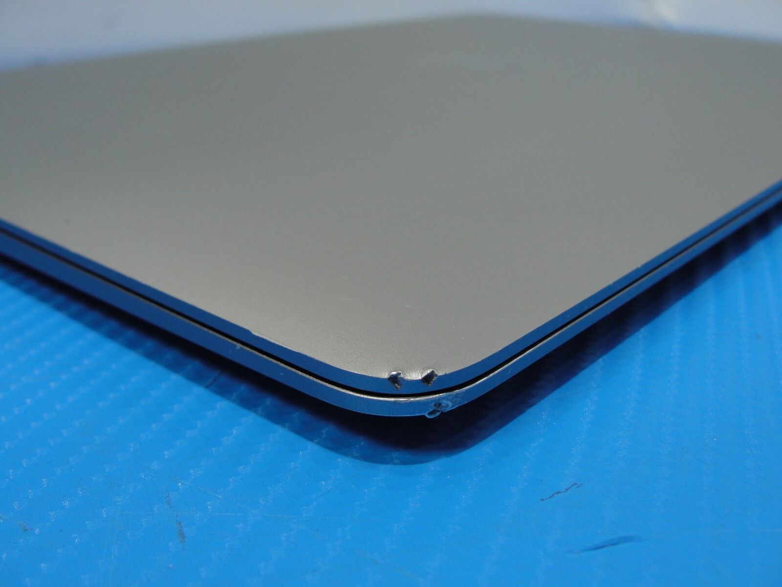 161 cycle Apple MacBook Air 13″ M1 2020 8CPU/7GPU 8GB 256GB SSD A2337/MGN63LL/A