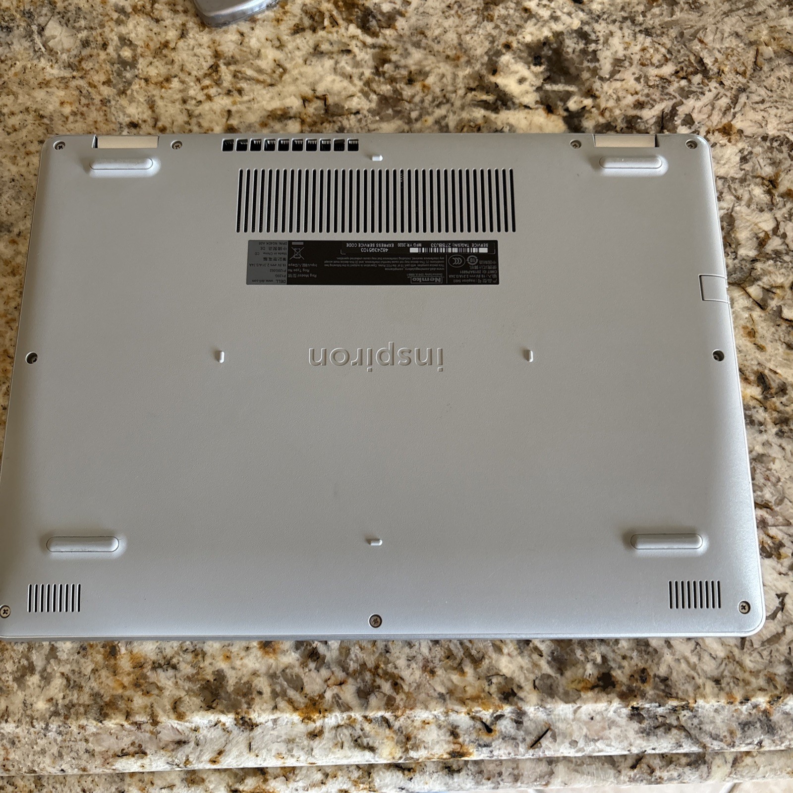 DELL INSPIRON 5493 Laptop 14″ i5 16gb/500/1tb Win11 Pro25H2/Office 2021-extras-1