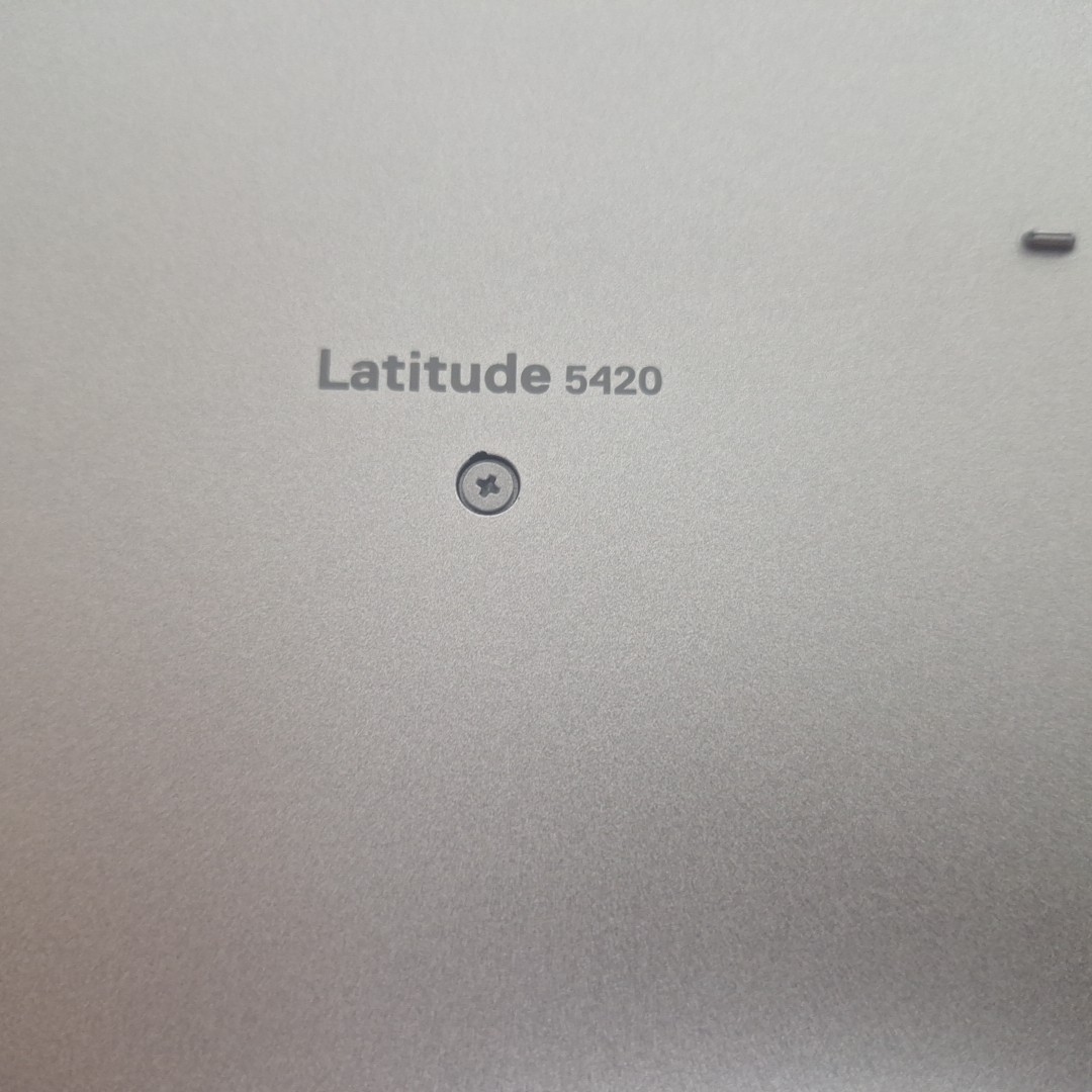 Dell Latitude 5420 14″ FHD Laptop i5 1145G7 @4.40Ghz 16GB 256GB SSD Windows 11
