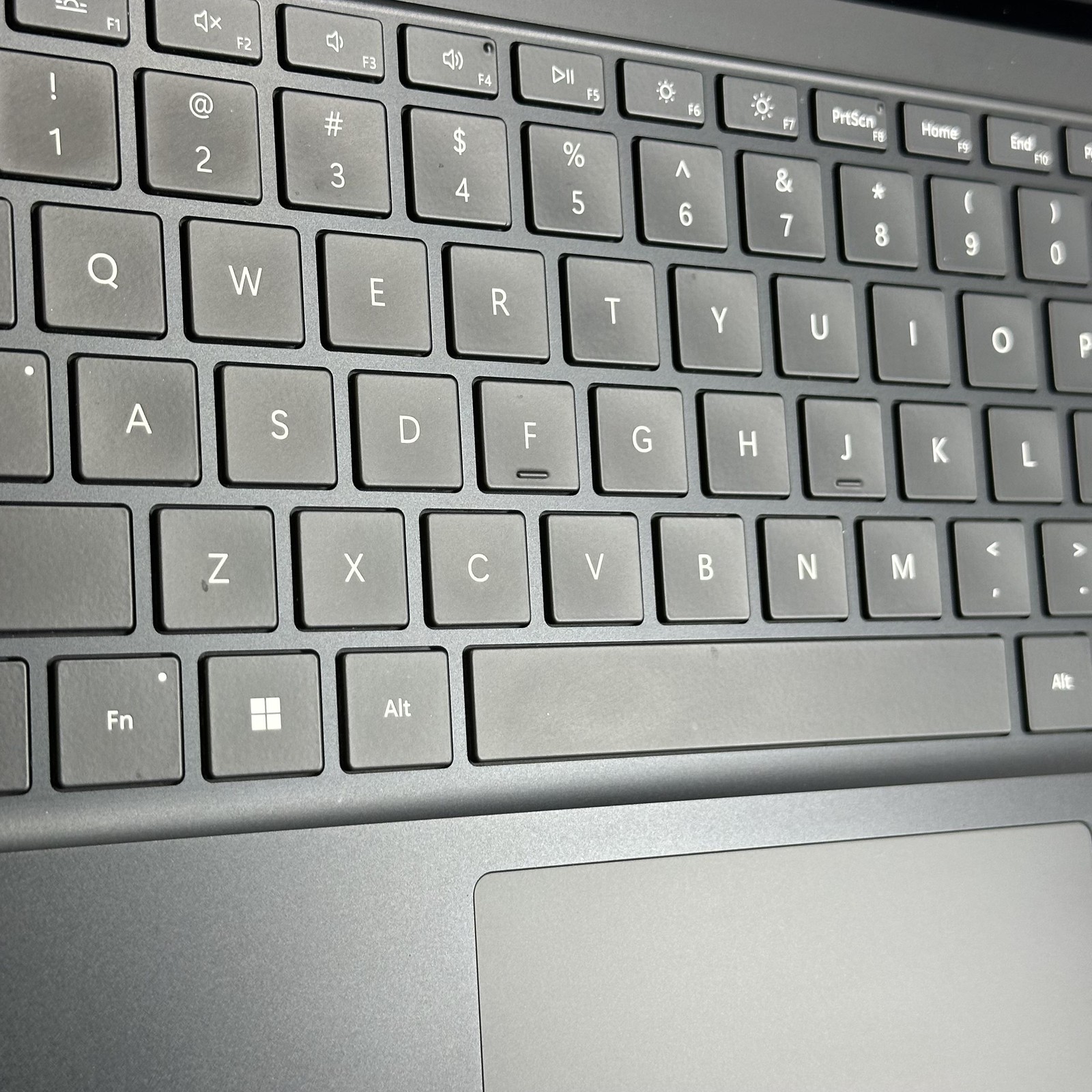 Microsoft Surface Laptop 5 13.5 2K TOUCH 2.6 GHz i7-1255U 16GB 512GB SSD Fair