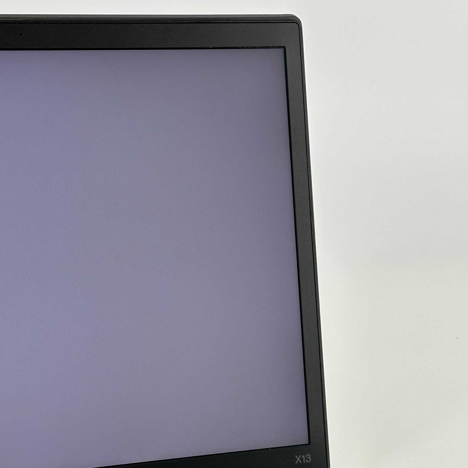 Lenovo ThinkPad X13 Gen 3 FHD+ 2.9 GHz Ryzen 5 PRO 6650U 16GB 512GB – LCD Bleed