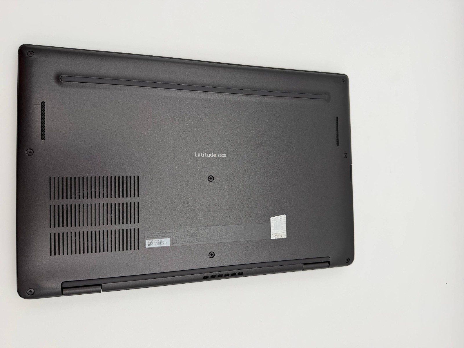 Dell Latitude 7320 13.3″ FHD Intel Core i7-1165G7 16GB 256GB NVMe Backlit Win11p