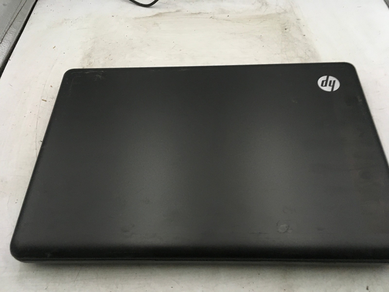 HP 2000 329WM – BOOTS TO BIOS – 4GB RAM – 15″ – AMD E350 – READ DESCRIPTION – BB