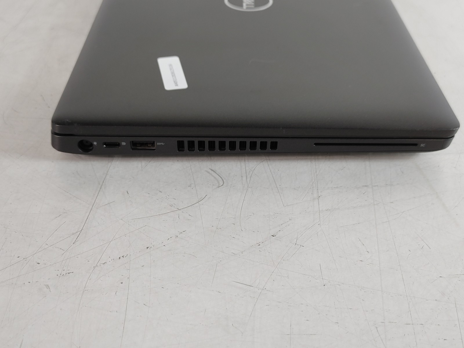 Dell Latitude 5400 Core i5-8365U 1.60 GHz 8 GB DDR4 No HDD