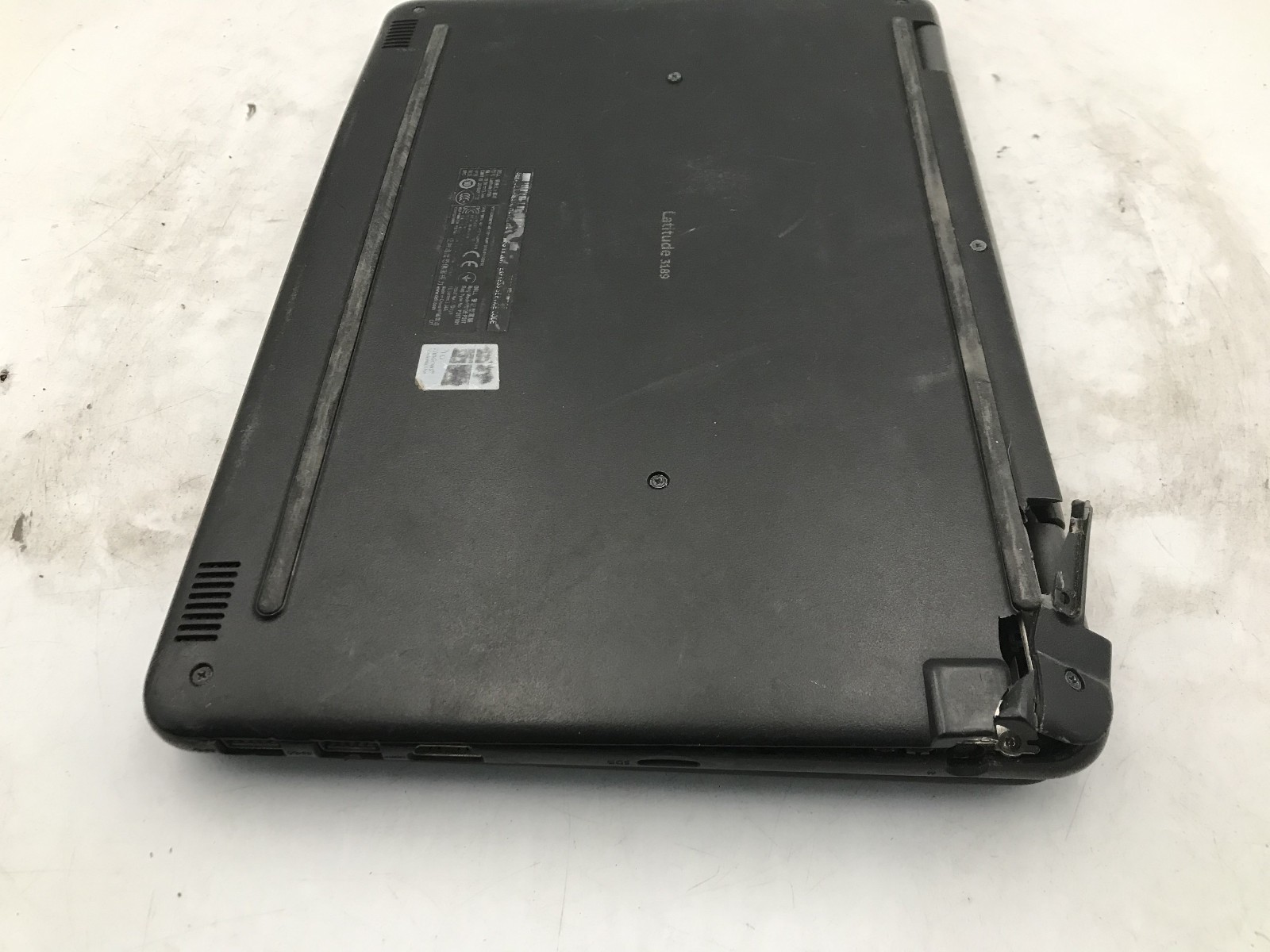 DELL LATITUDE 3189 – BOOTS TO BIOS – INTEL PENTIUM N4200 – 4GB RAM -READ DESC-BB