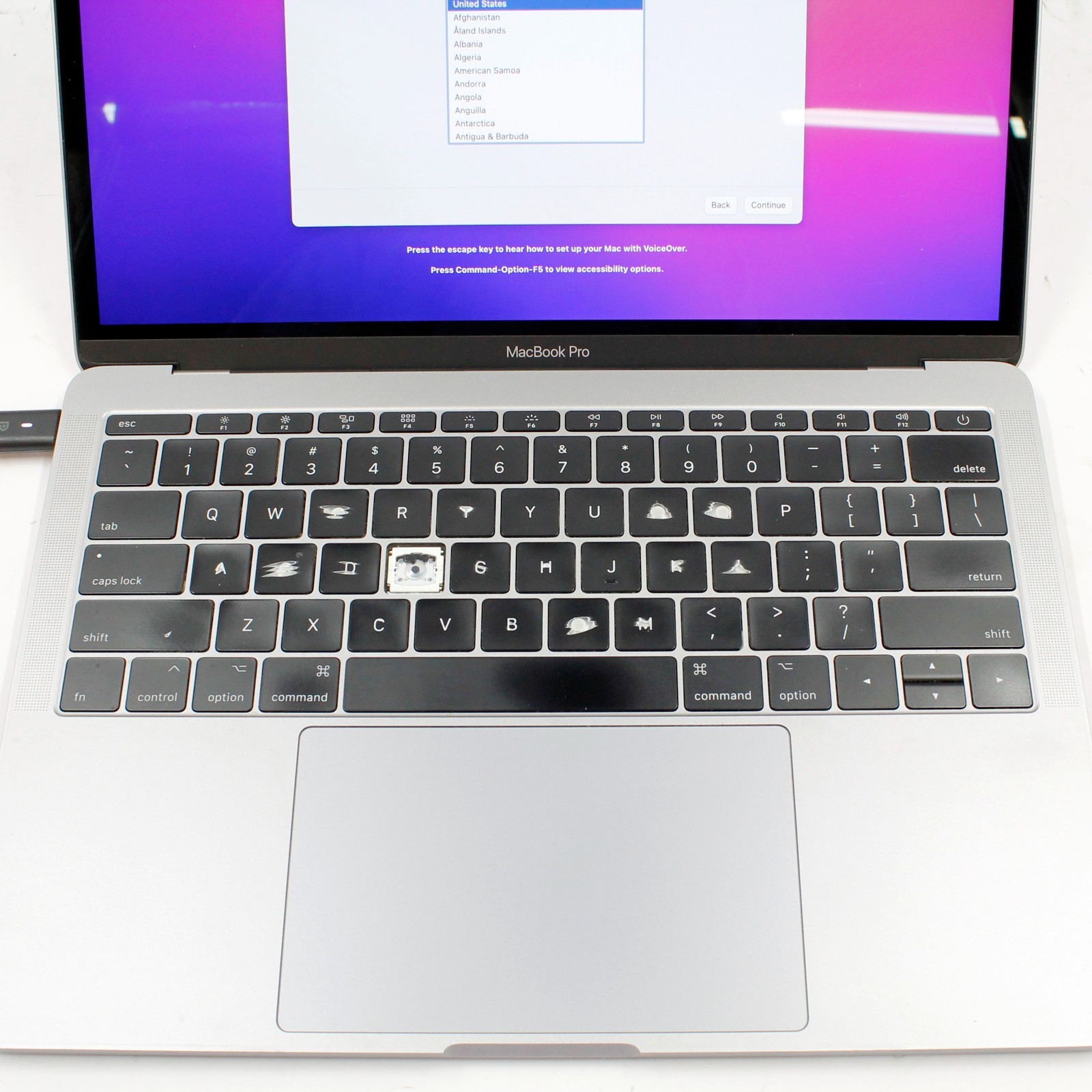 Apple MacBookPro 13″ 8GB 256GB (Mid 2017) i5-7360U No Touch Bar – Silver